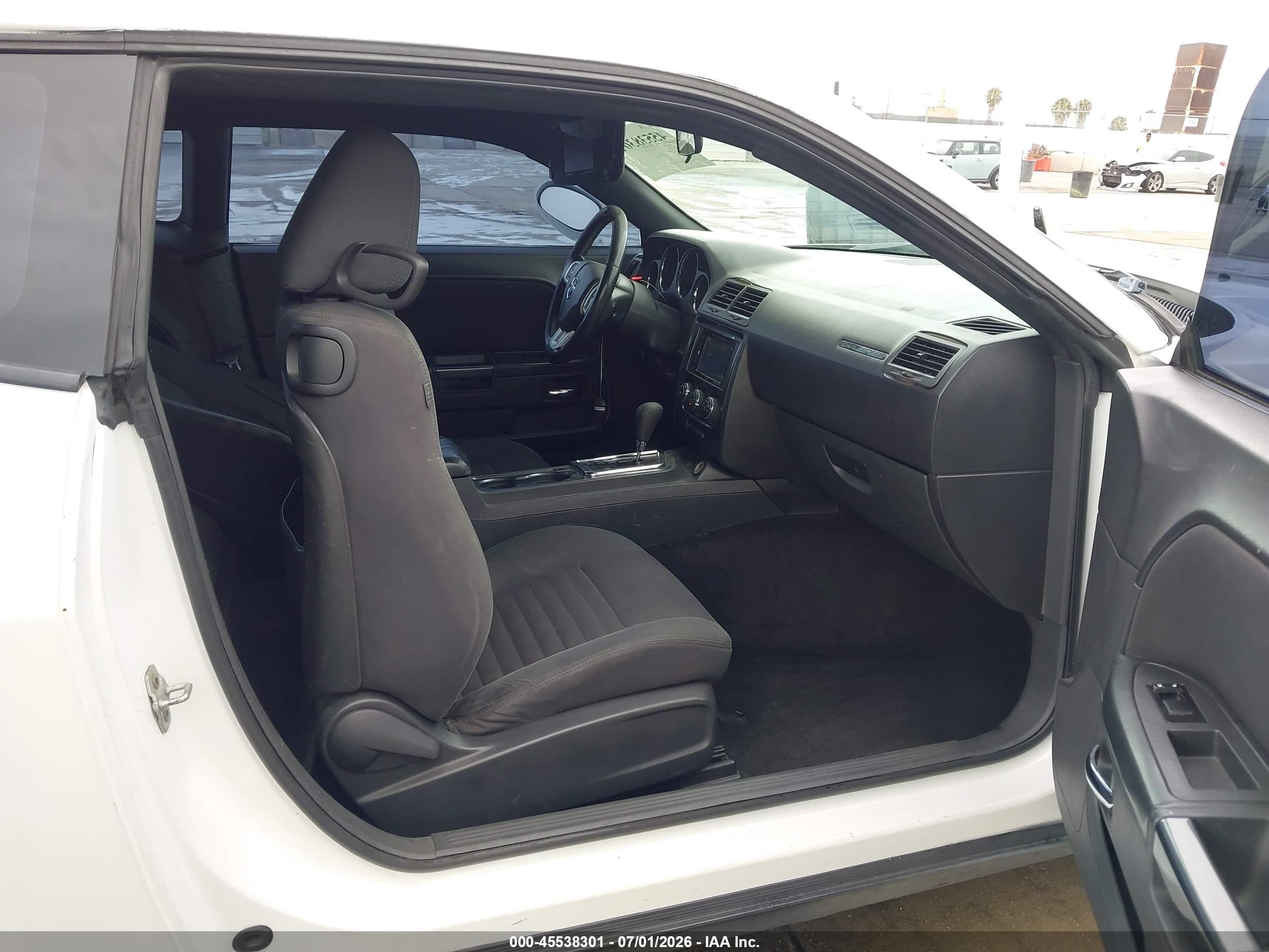 2011 Dodge Challenger   White vin: 2B3CJ4DG8BH540642