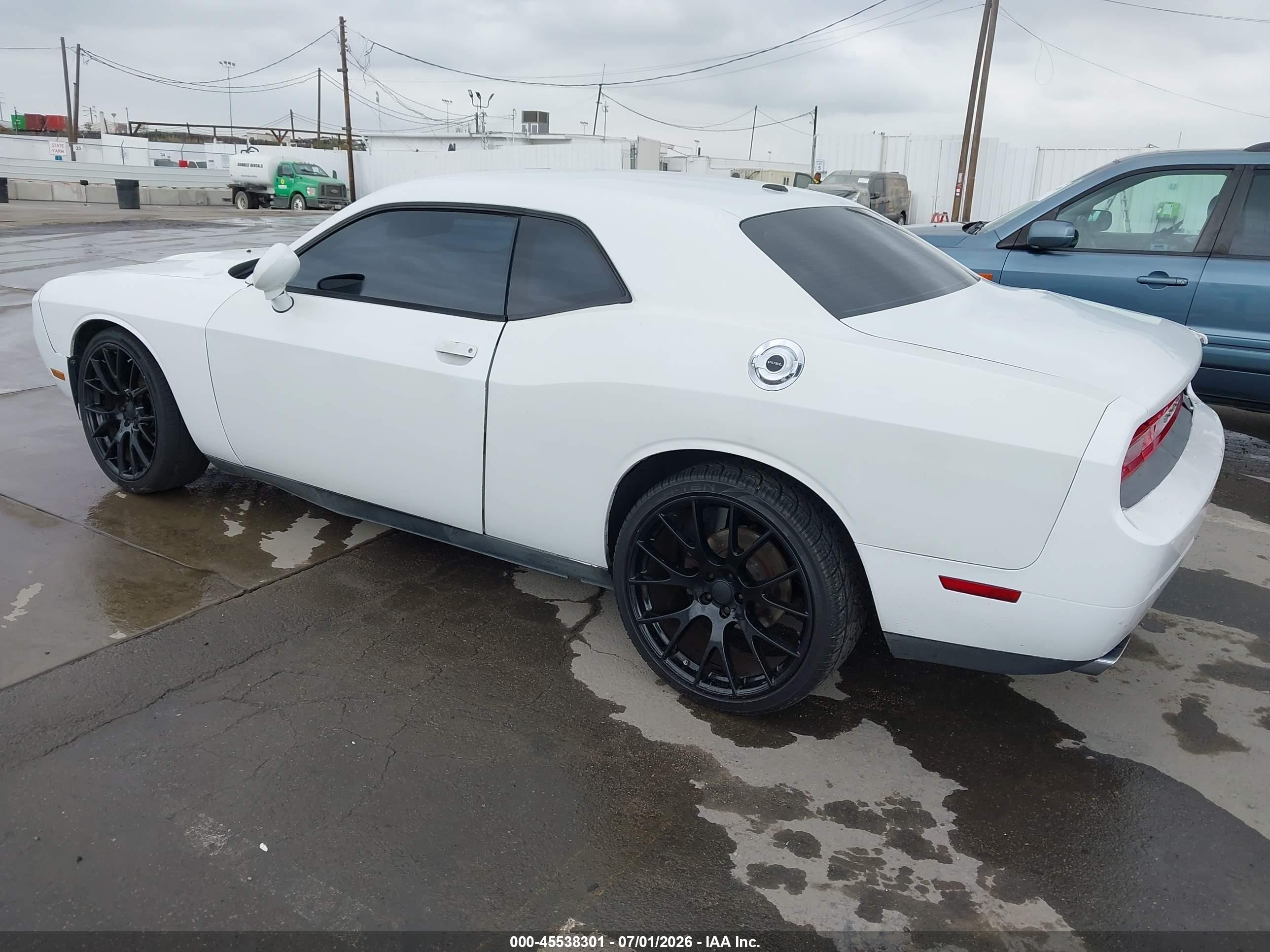 2011 Dodge Challenger   White vin: 2B3CJ4DG8BH540642
