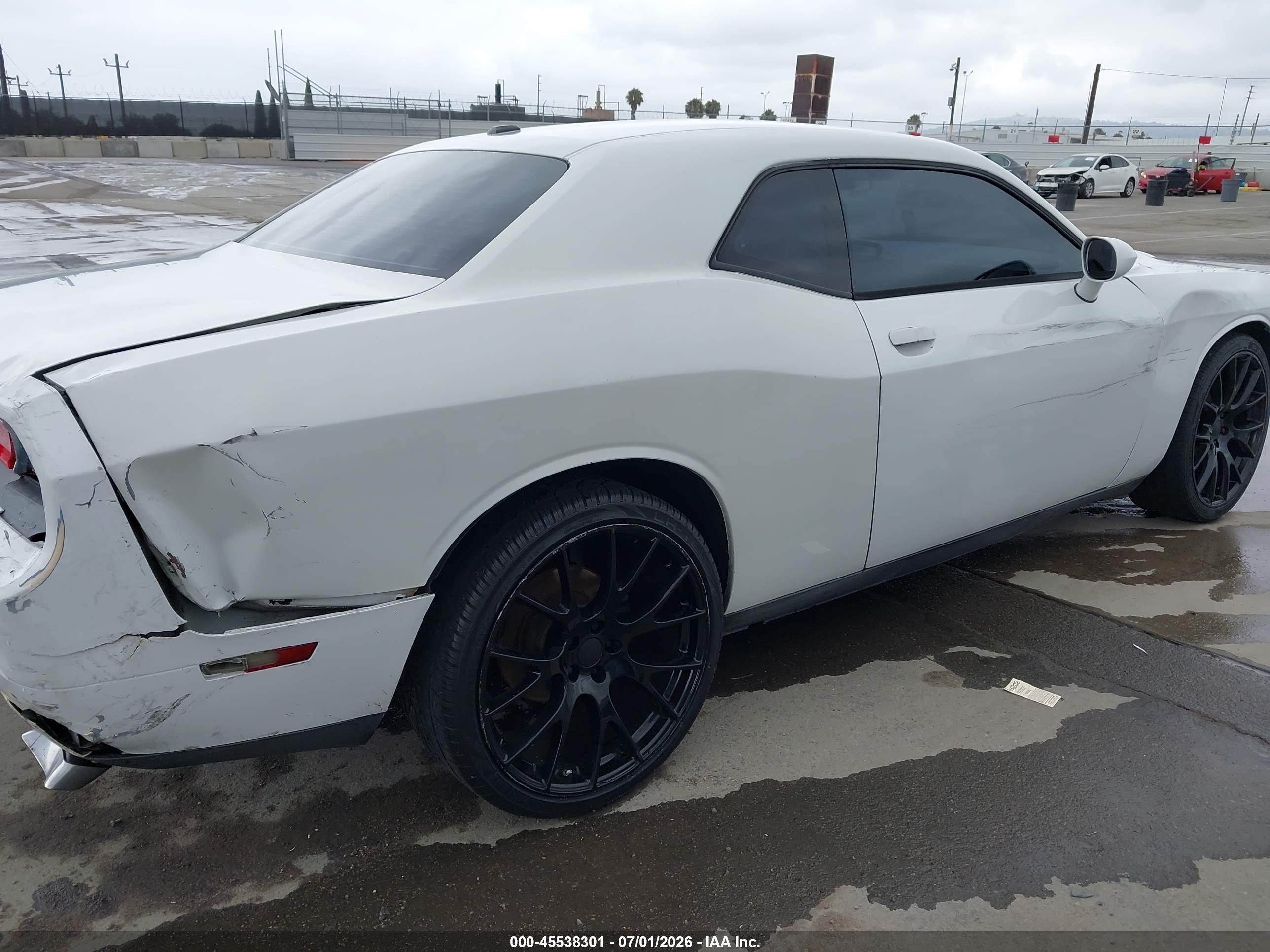 2011 Dodge Challenger   White vin: 2B3CJ4DG8BH540642