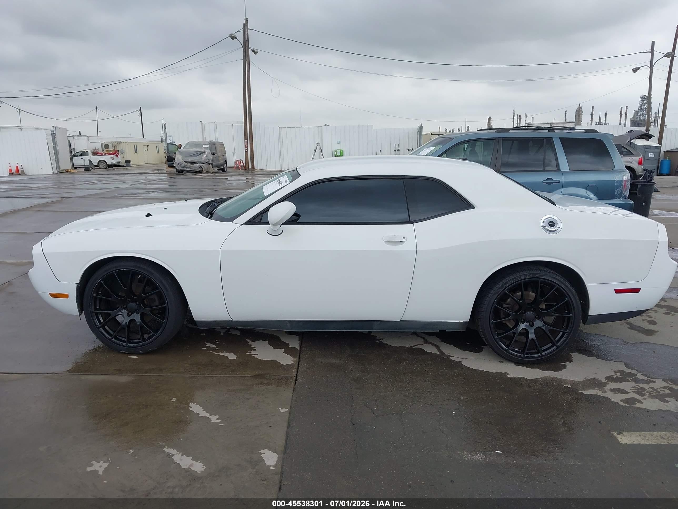 2011 Dodge Challenger   White vin: 2B3CJ4DG8BH540642