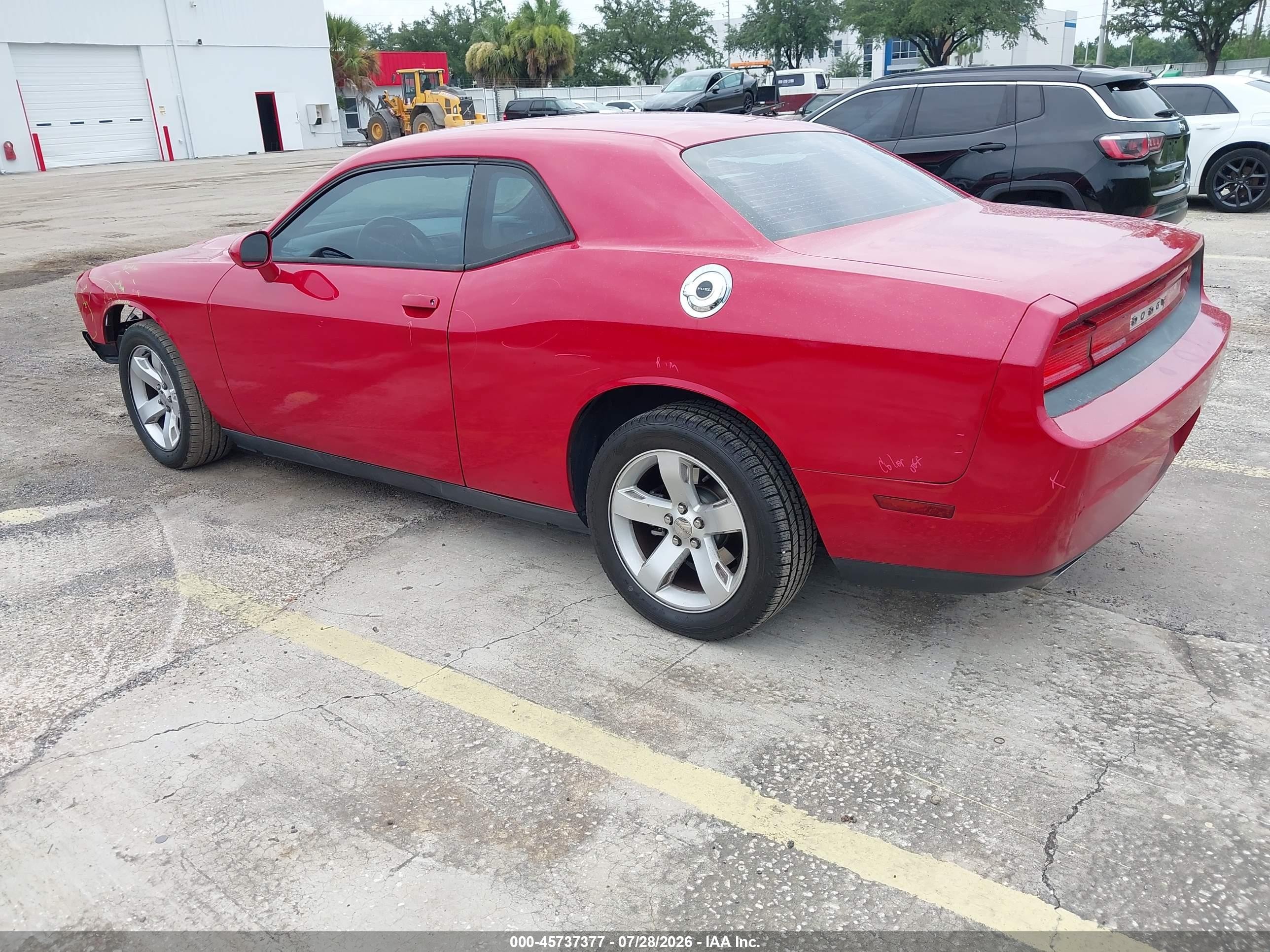 2011 Dodge Challenger   Red vin: 2B3CJ4DG9BH510808