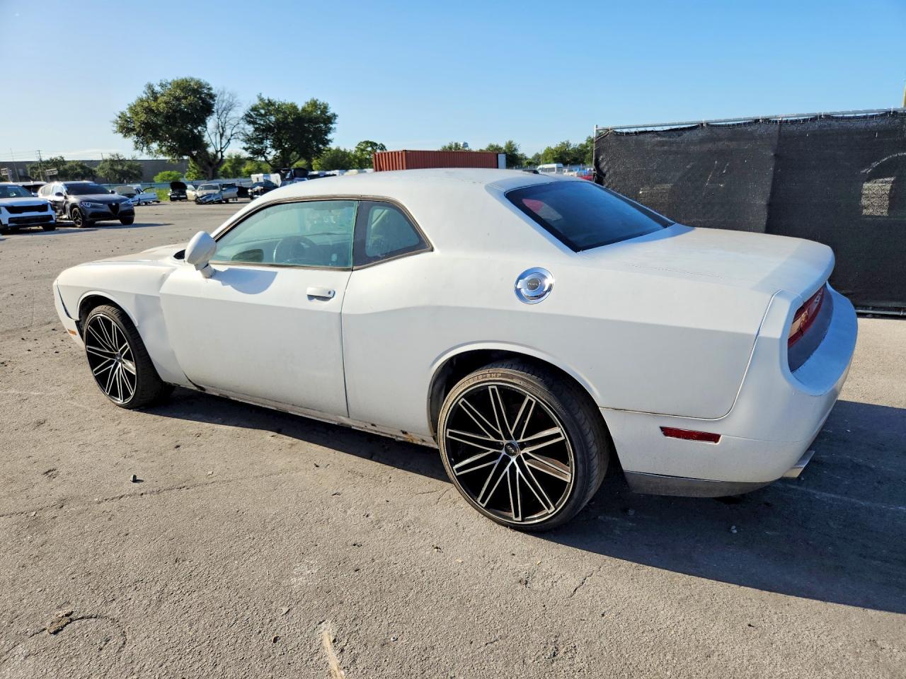 2011 Dodge Challenger White vin: 2B3CJ4DG9BH511036