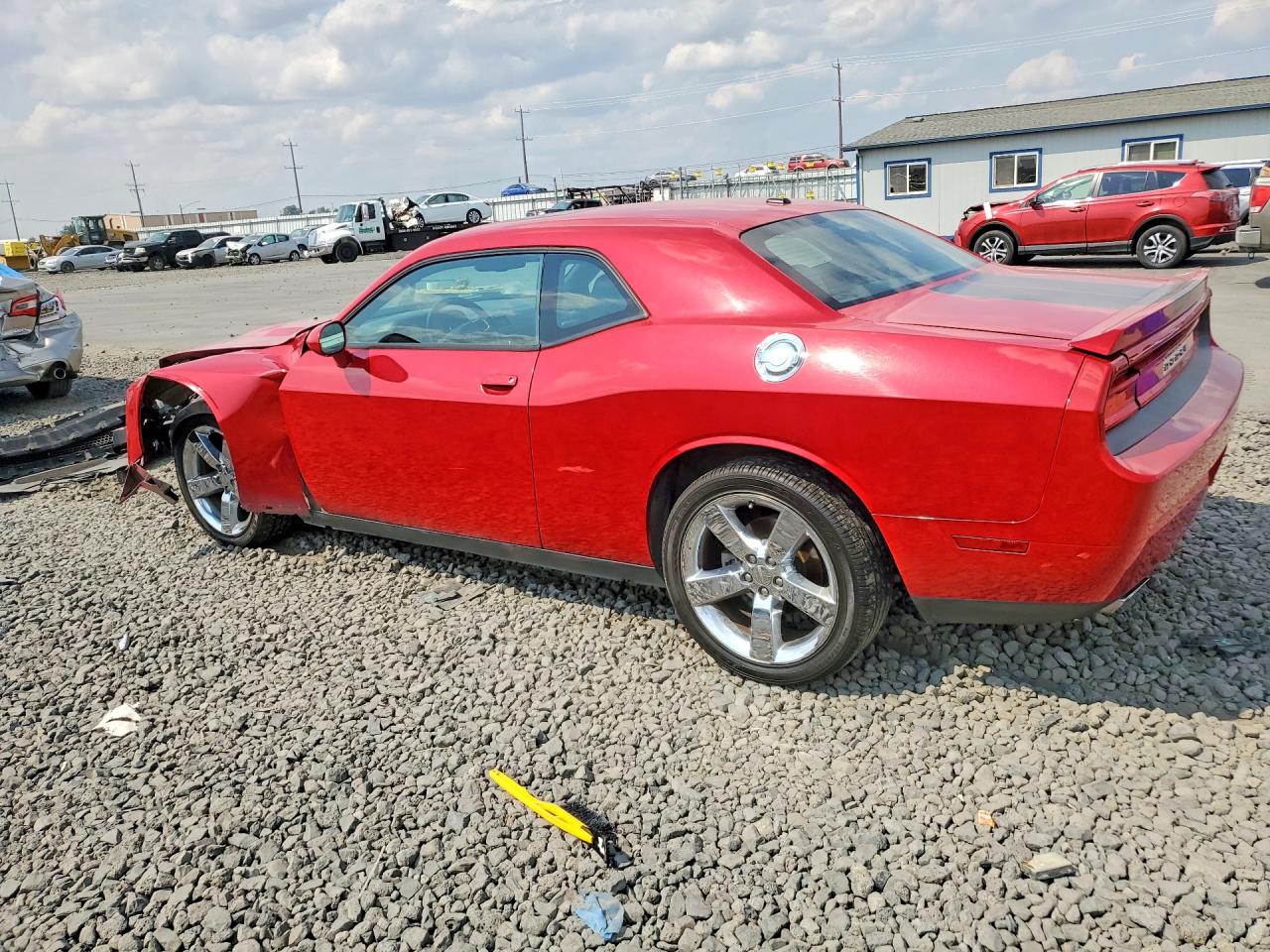 2011 Dodge Challenger Red vin: 2B3CJ4DG9BH516947