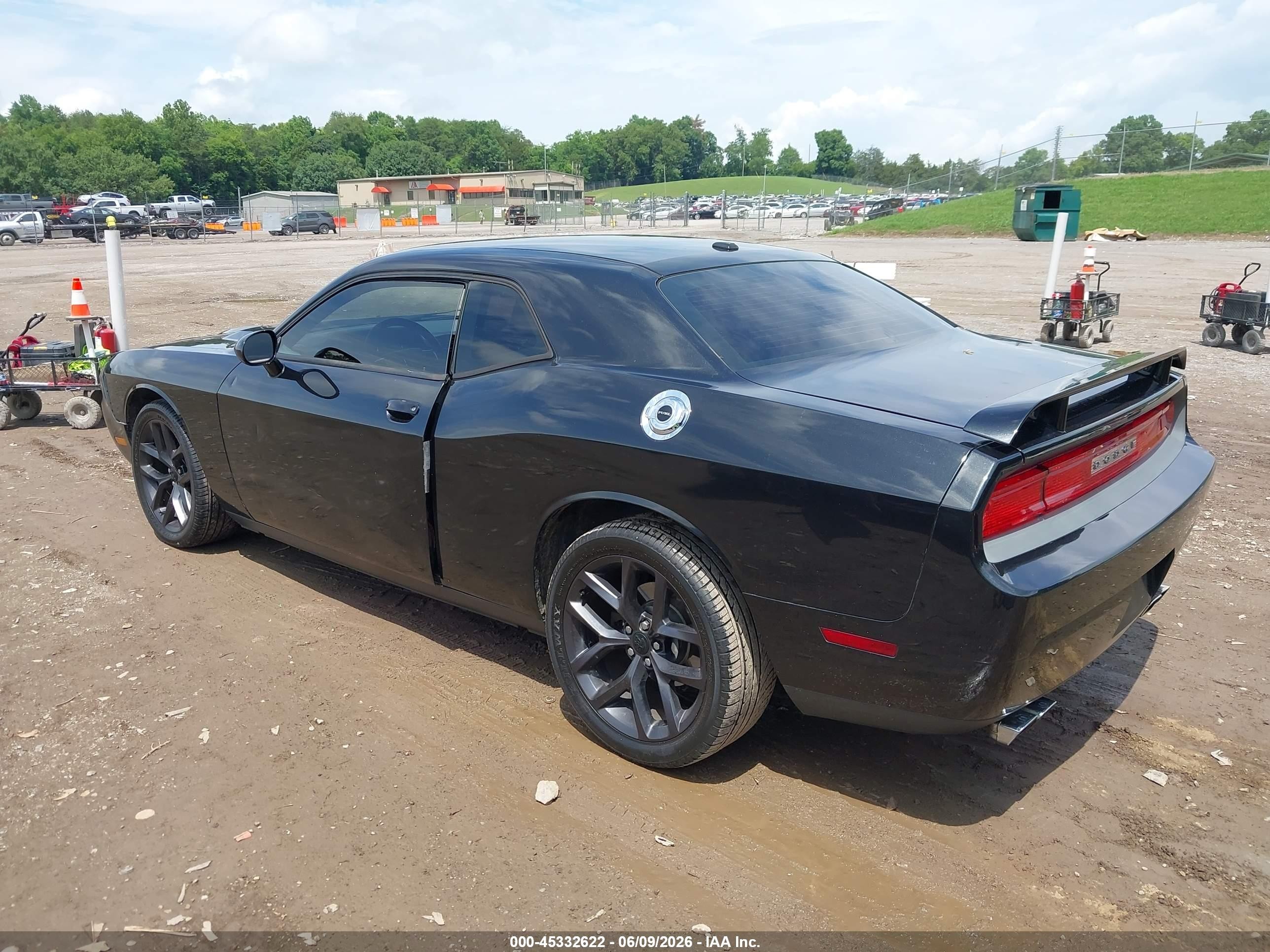 2011 Dodge Challenger   Black vin: 2B3CJ4DG9BH569891