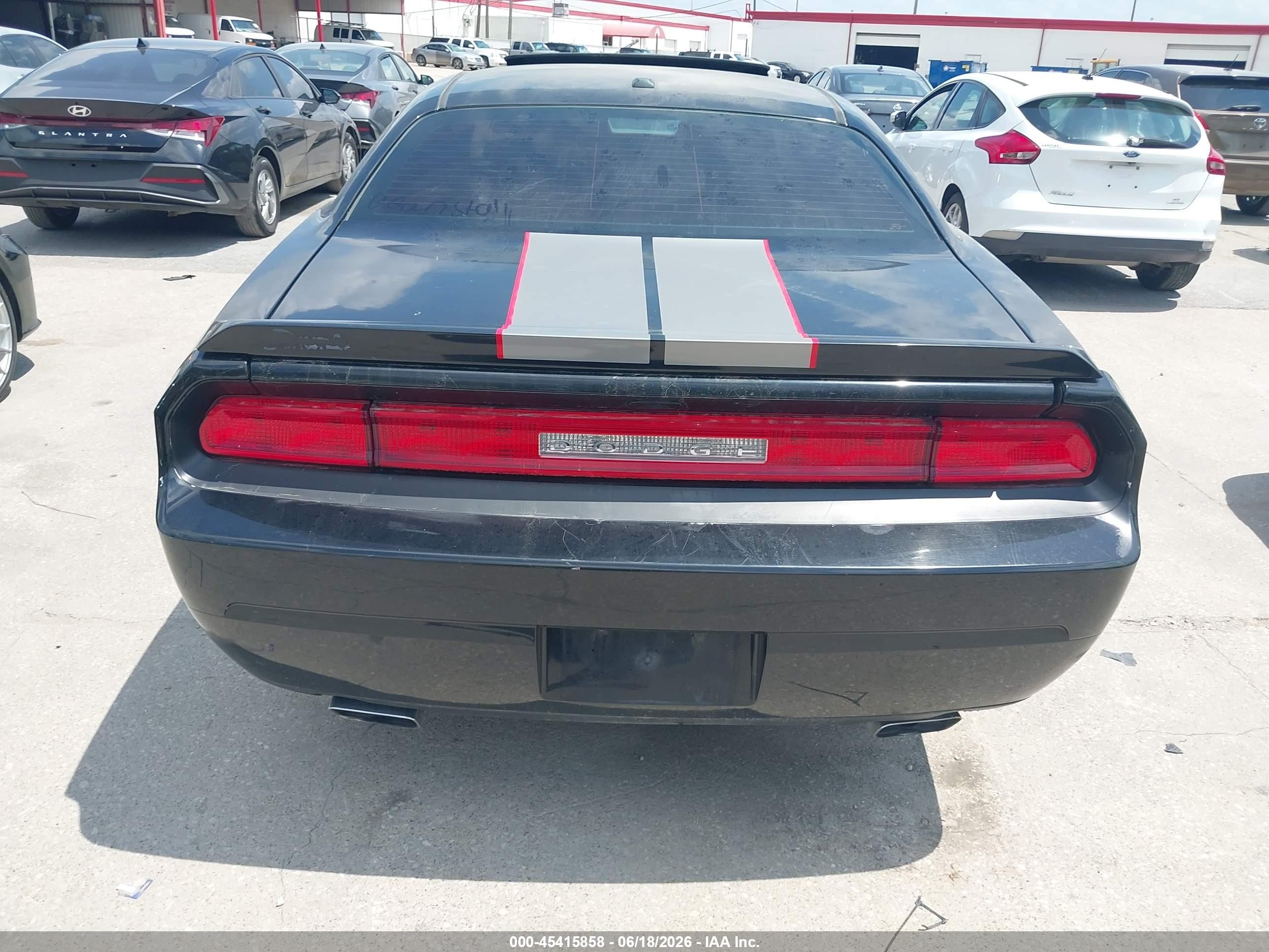2011 Dodge Challenger   Black vin: 2B3CJ4DG9BH571169