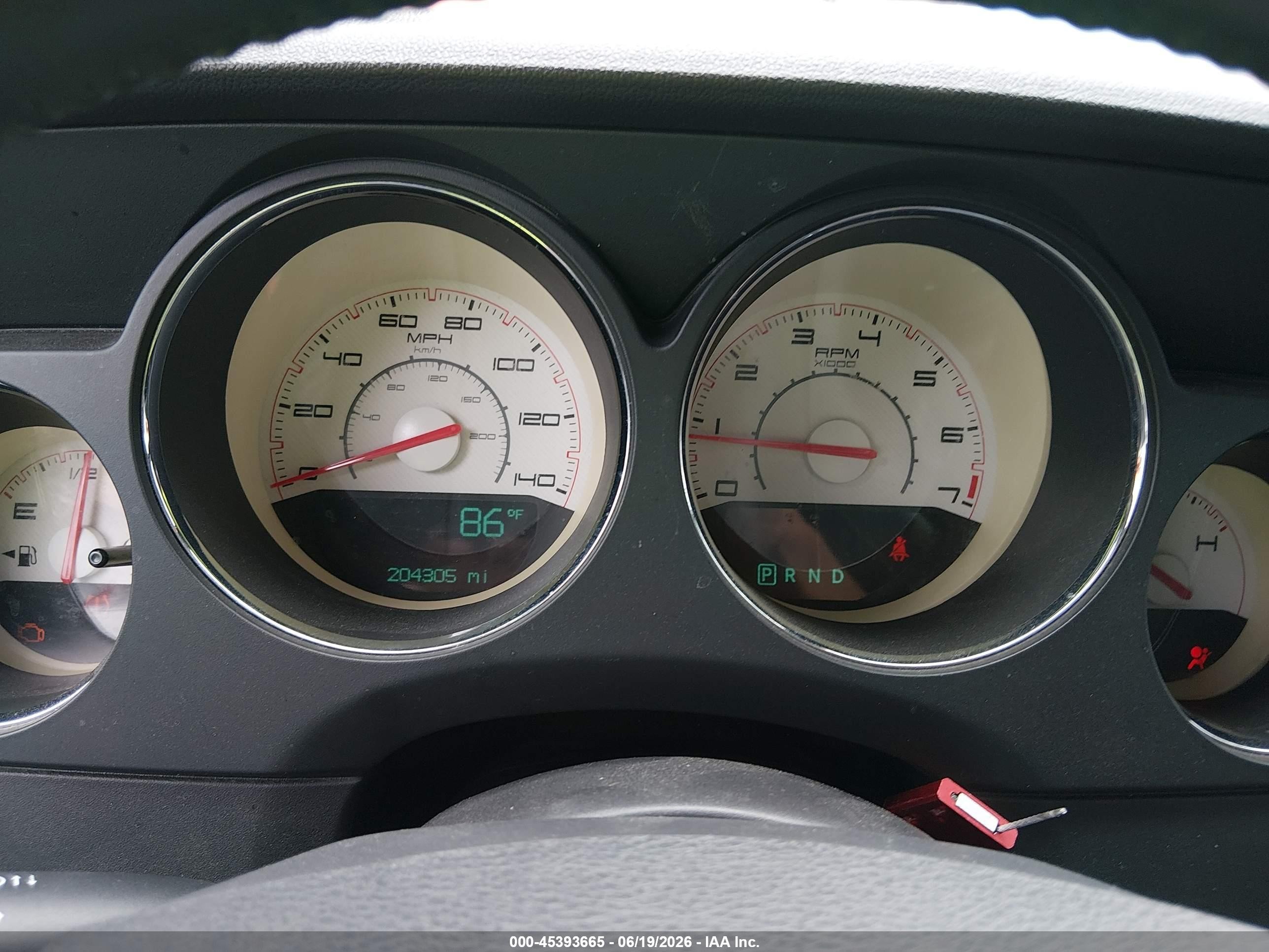 2011 Dodge Challenger   Orange vin: 2B3CJ4DG9BH576565