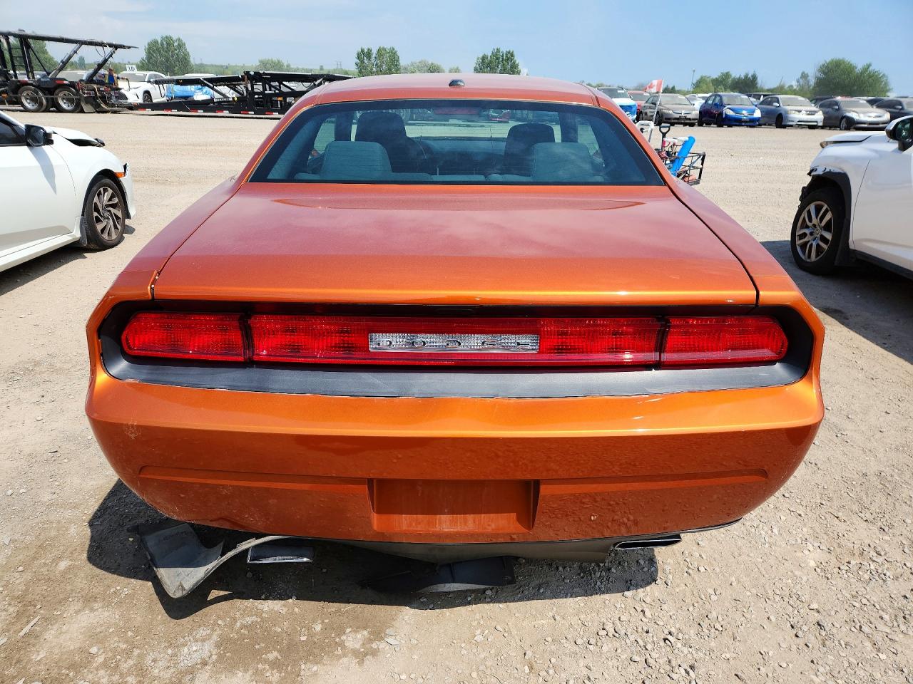 2011 Dodge Challenger Orange vin: 2B3CJ4DGXBH590328