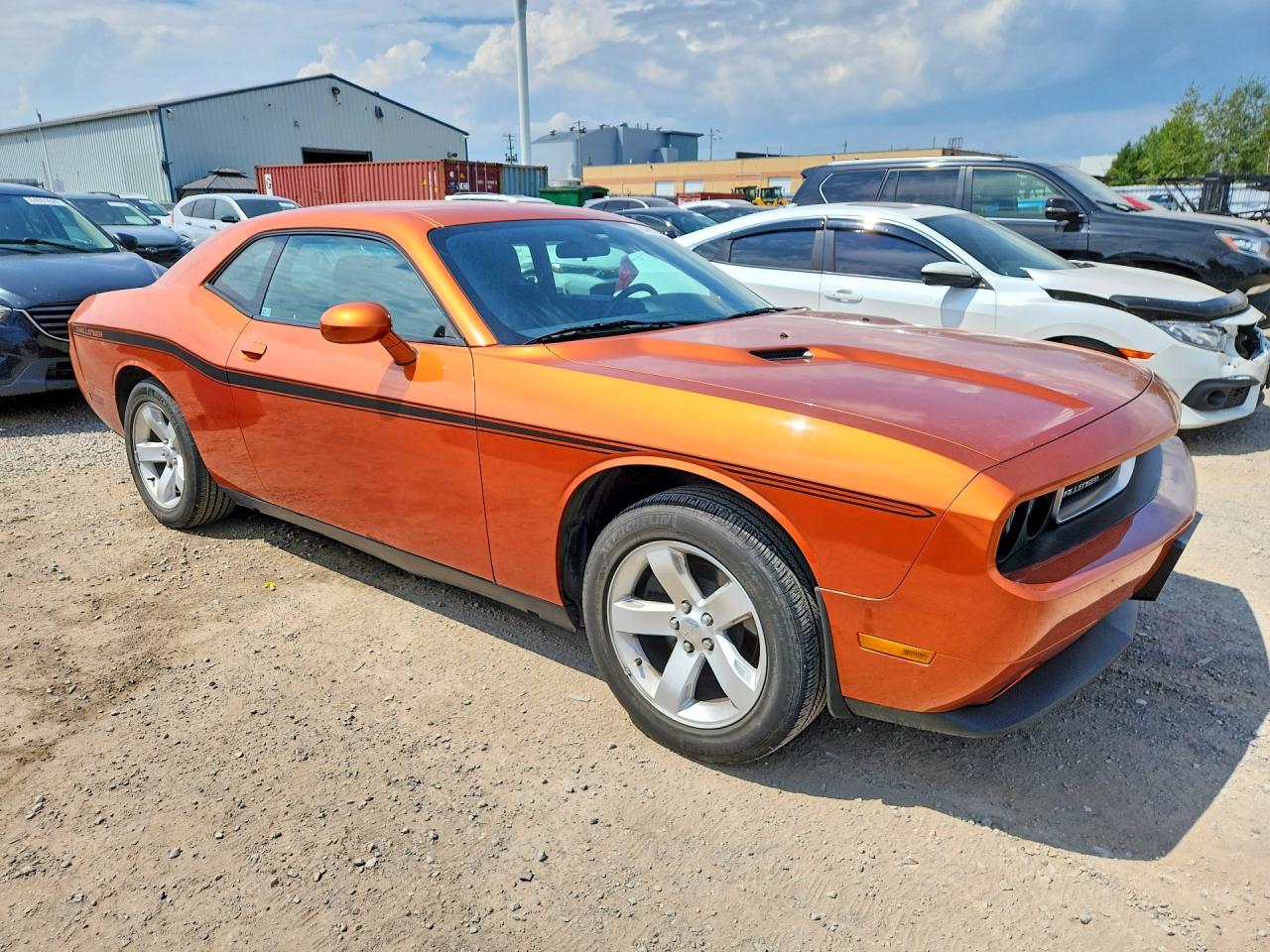 2011 Dodge Challenger Orange vin: 2B3CJ4DGXBH590328