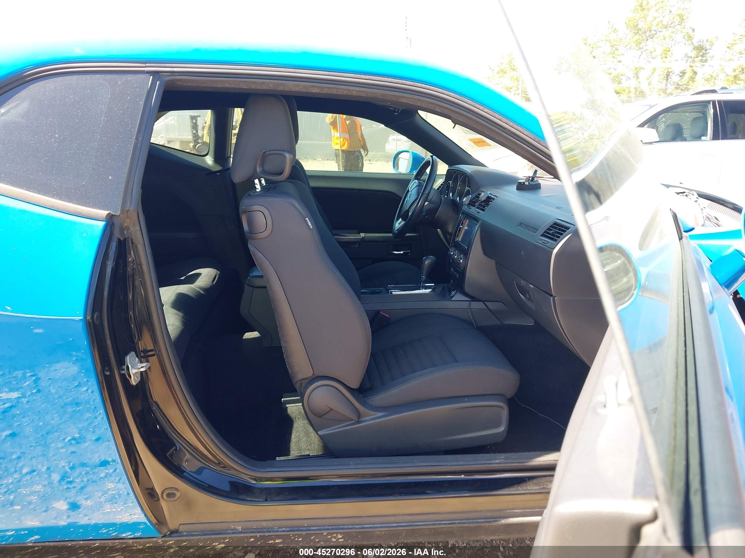 2011 Dodge Challenger   Blue vin: 2B3CJ4DGXBH605443