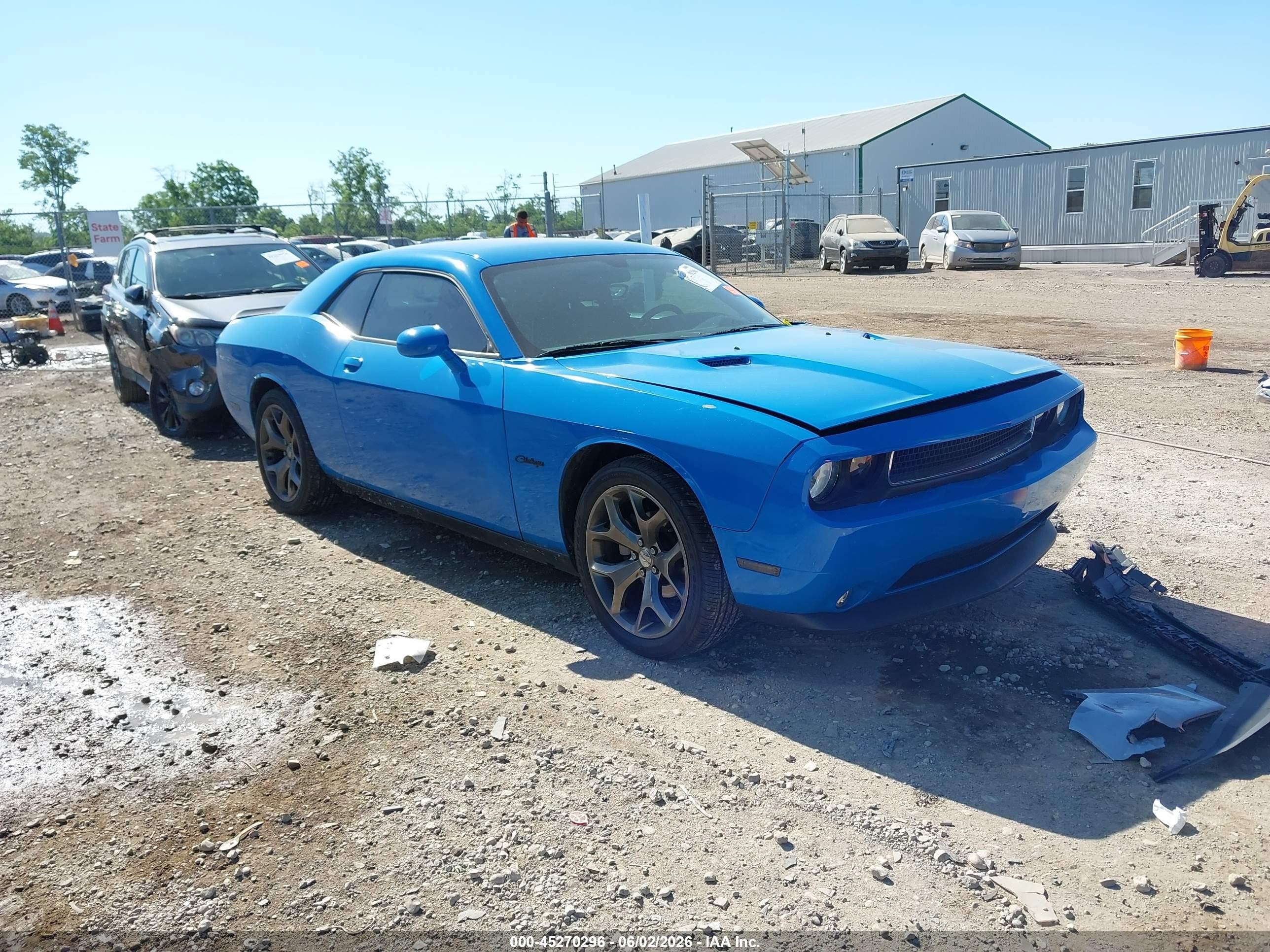 2011 Dodge Challenger   Blue vin: 2B3CJ4DGXBH605443
