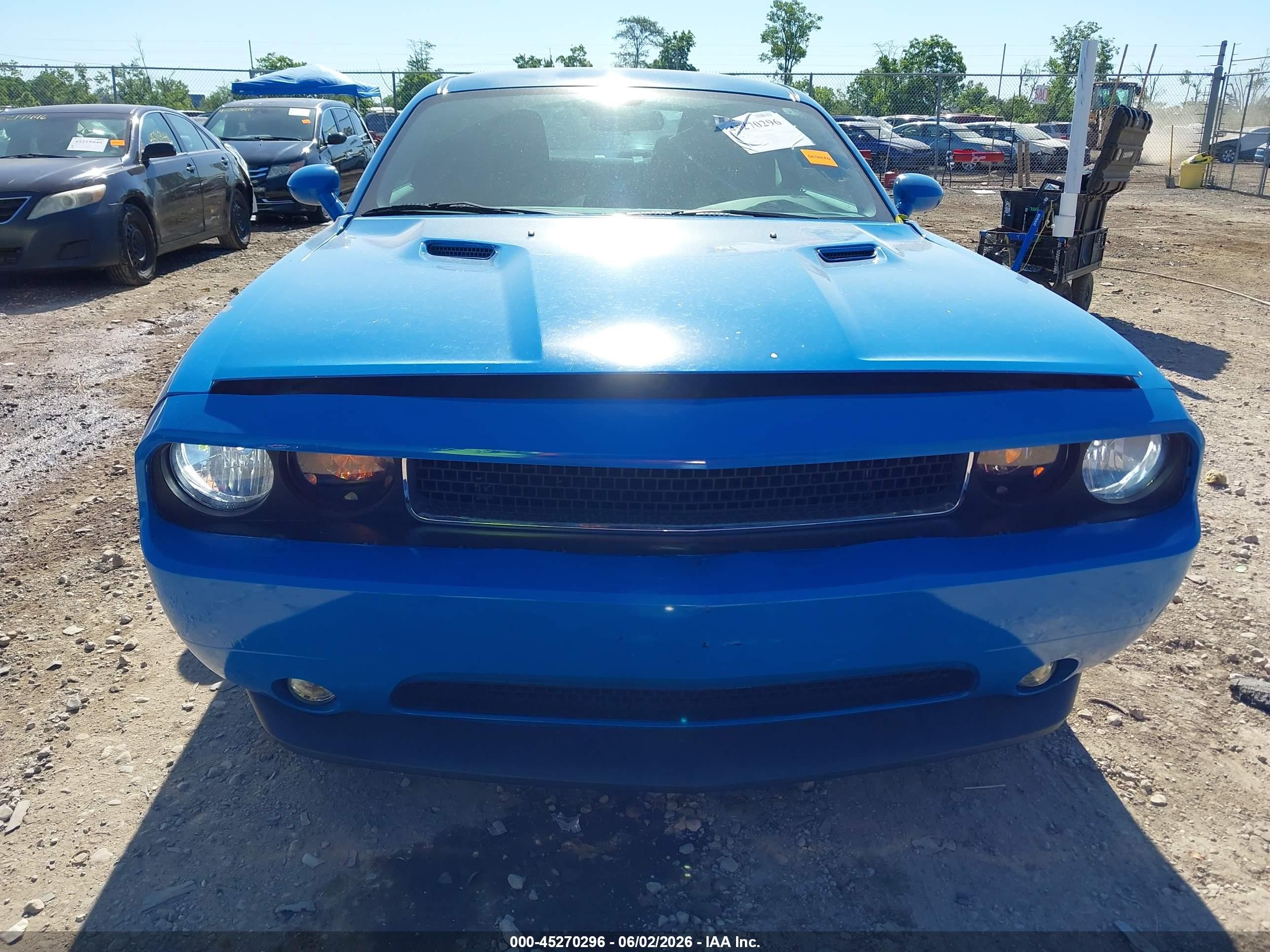 2011 Dodge Challenger   Blue vin: 2B3CJ4DGXBH605443