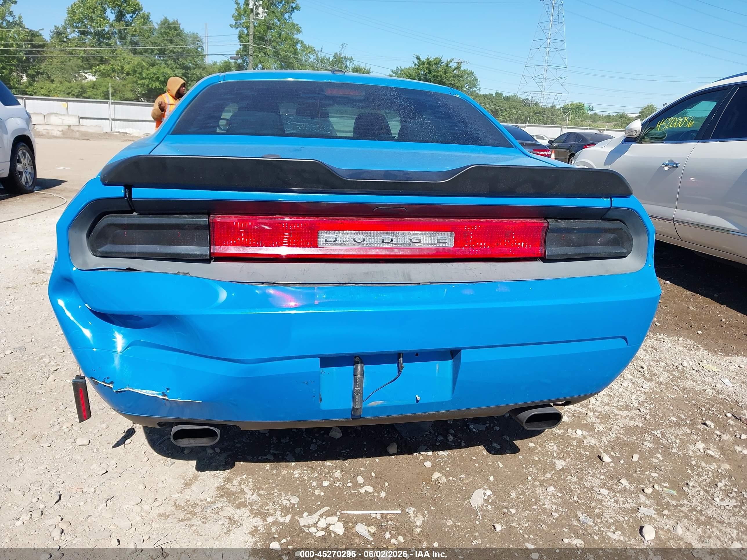 2011 Dodge Challenger   Blue vin: 2B3CJ4DGXBH605443