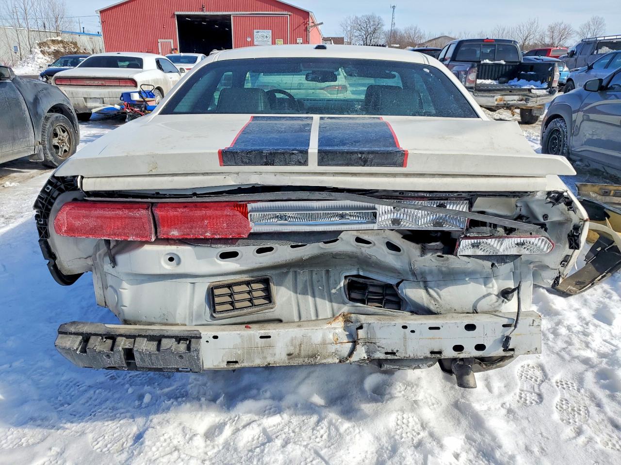 2010 Dodge Challenger Se White vin: 2B3CJ4DV1AH185231