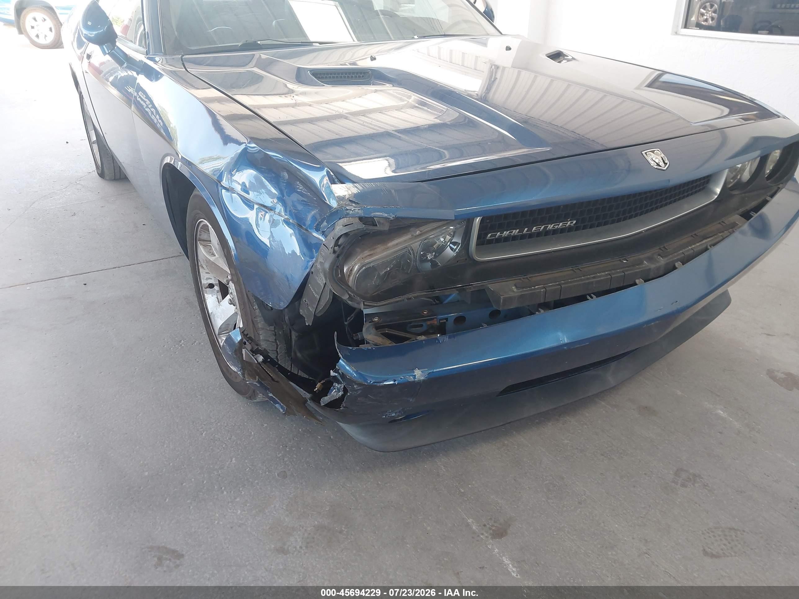 2010 Dodge Challenger Se Blue vin: 2B3CJ4DV1AH205851