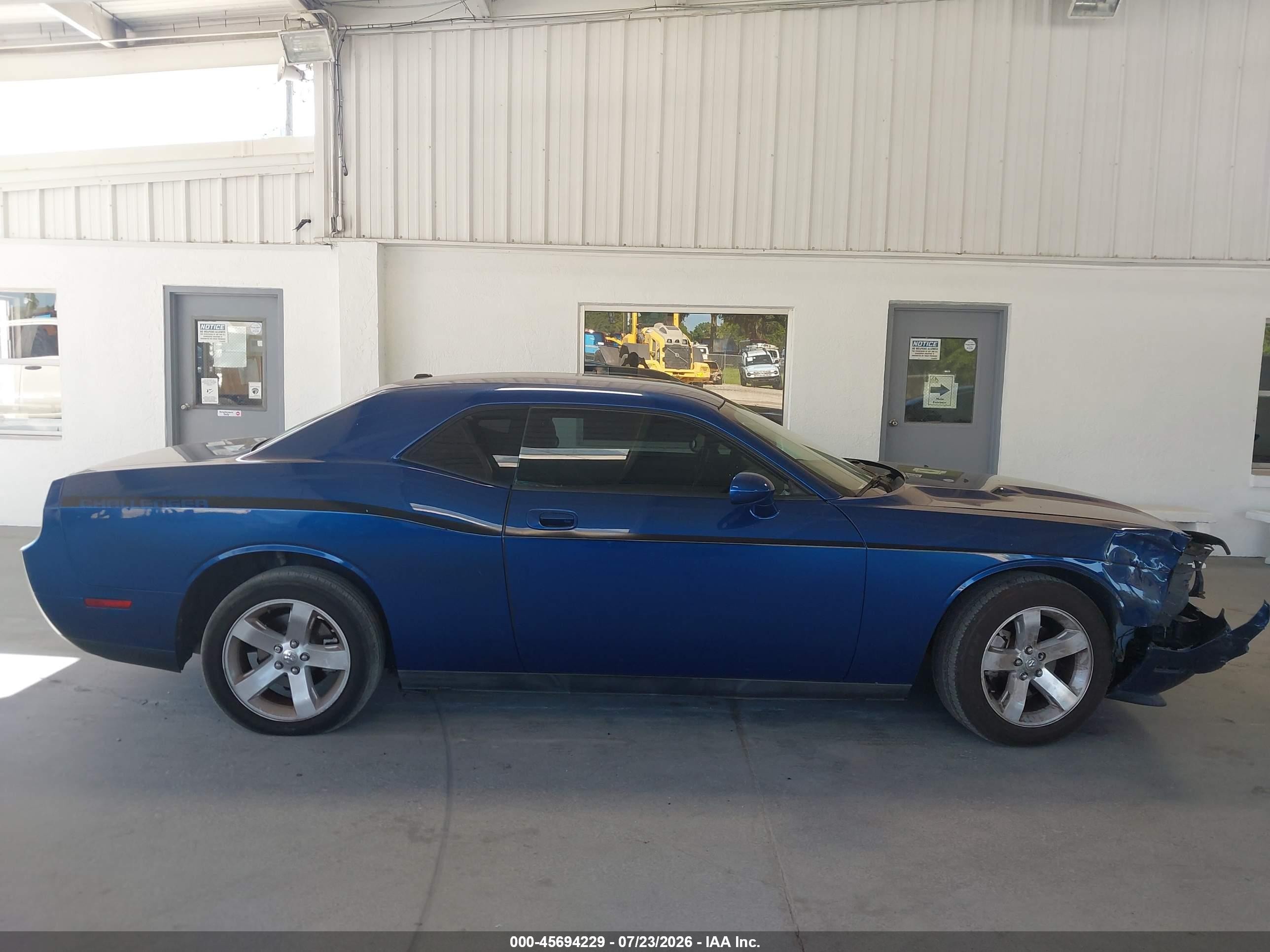 2010 Dodge Challenger Se Blue vin: 2B3CJ4DV1AH205851