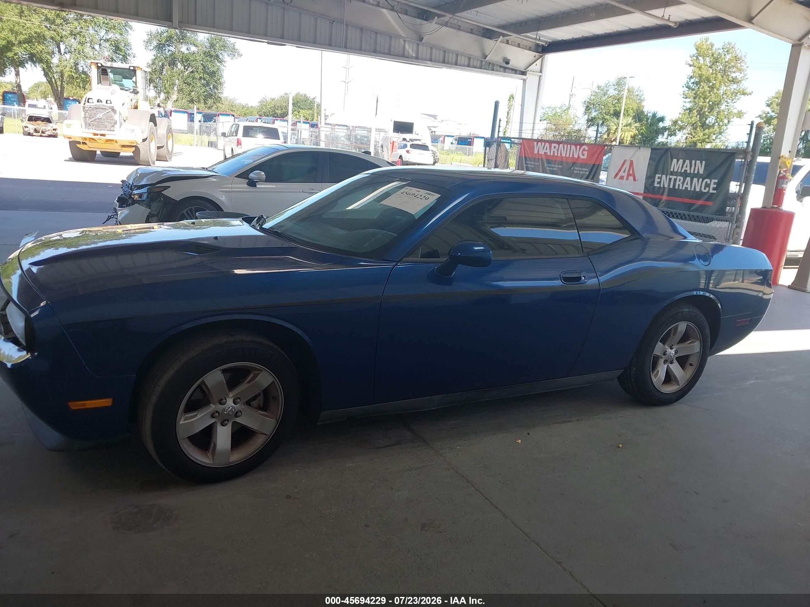 2010 Dodge Challenger Se Blue vin: 2B3CJ4DV1AH205851
