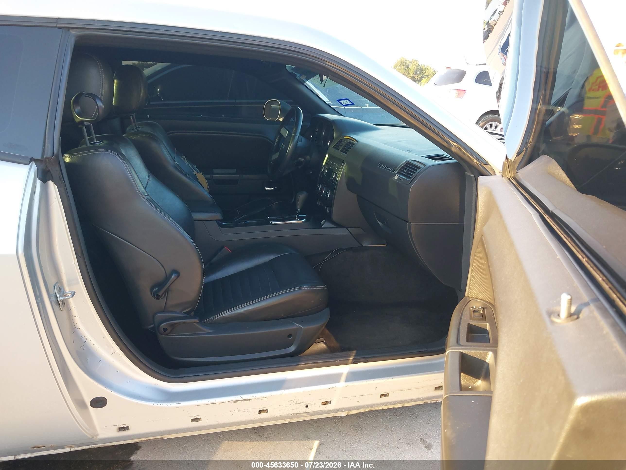 2010 Dodge Challenger Se Silver vin: 2B3CJ4DV2AH220472