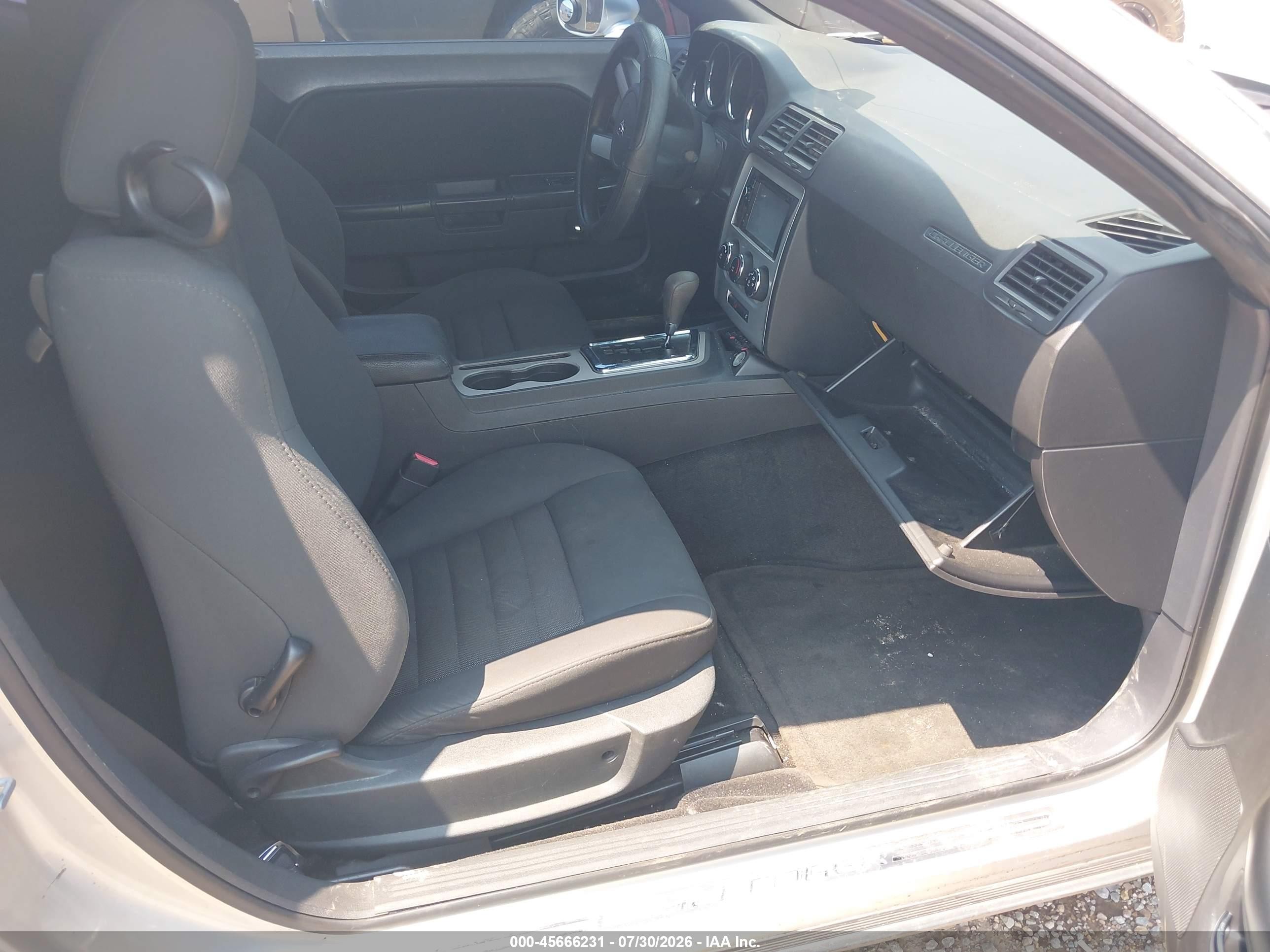 2010 Dodge Challenger Se Silver vin: 2B3CJ4DV4AH159738