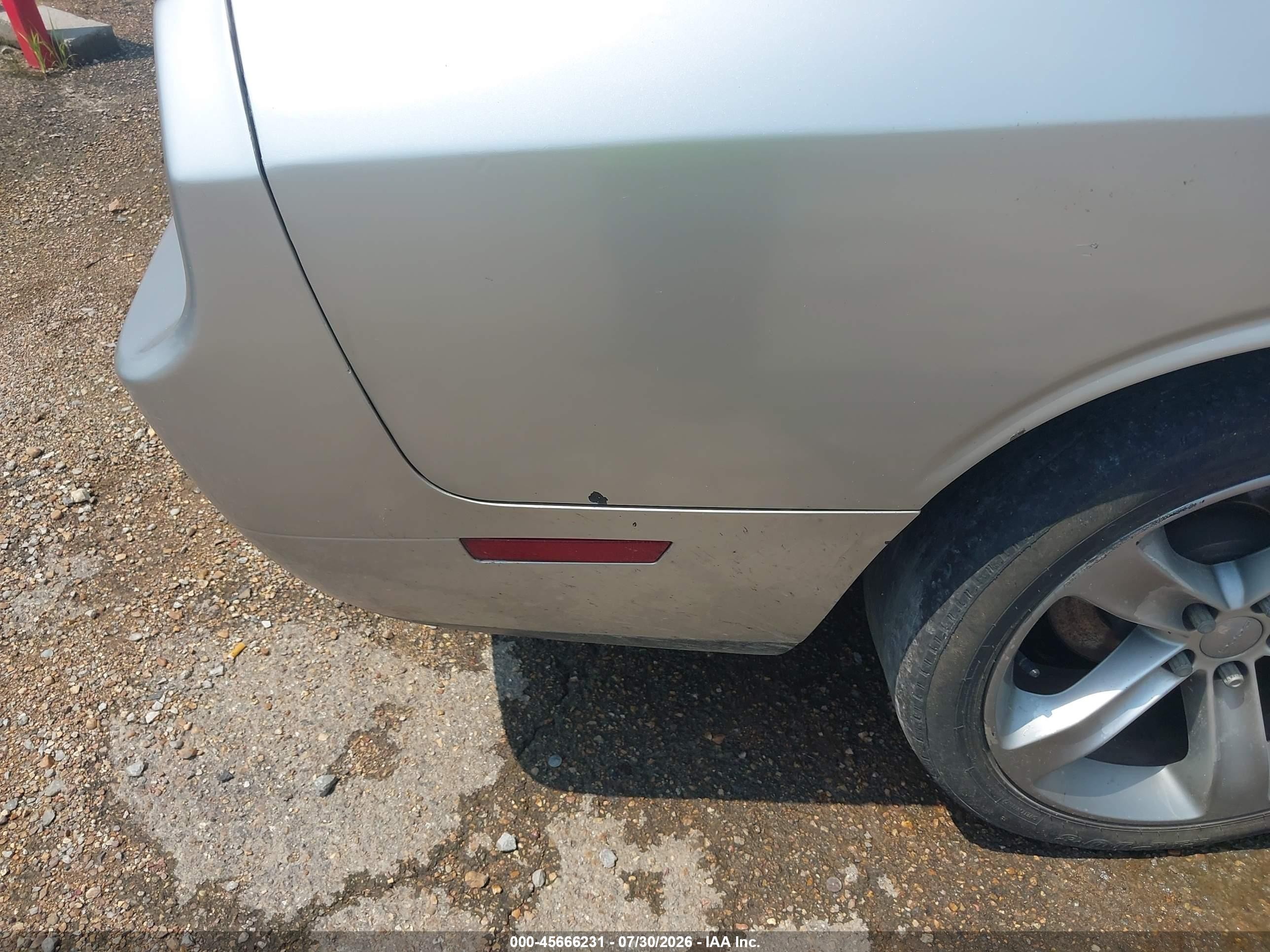 2010 Dodge Challenger Se Silver vin: 2B3CJ4DV4AH159738