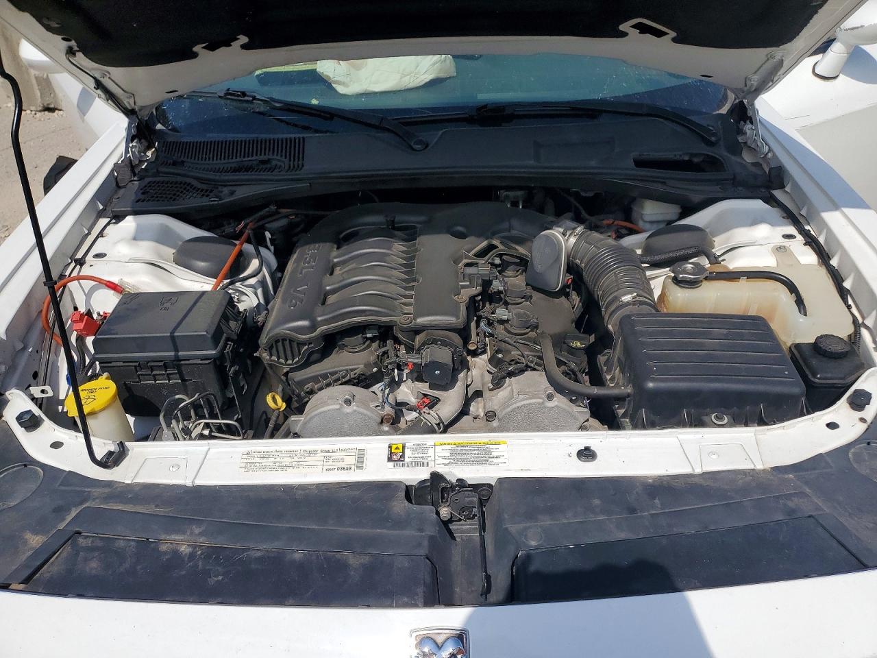 2010 Dodge Challenger Se White vin: 2B3CJ4DV4AH264893