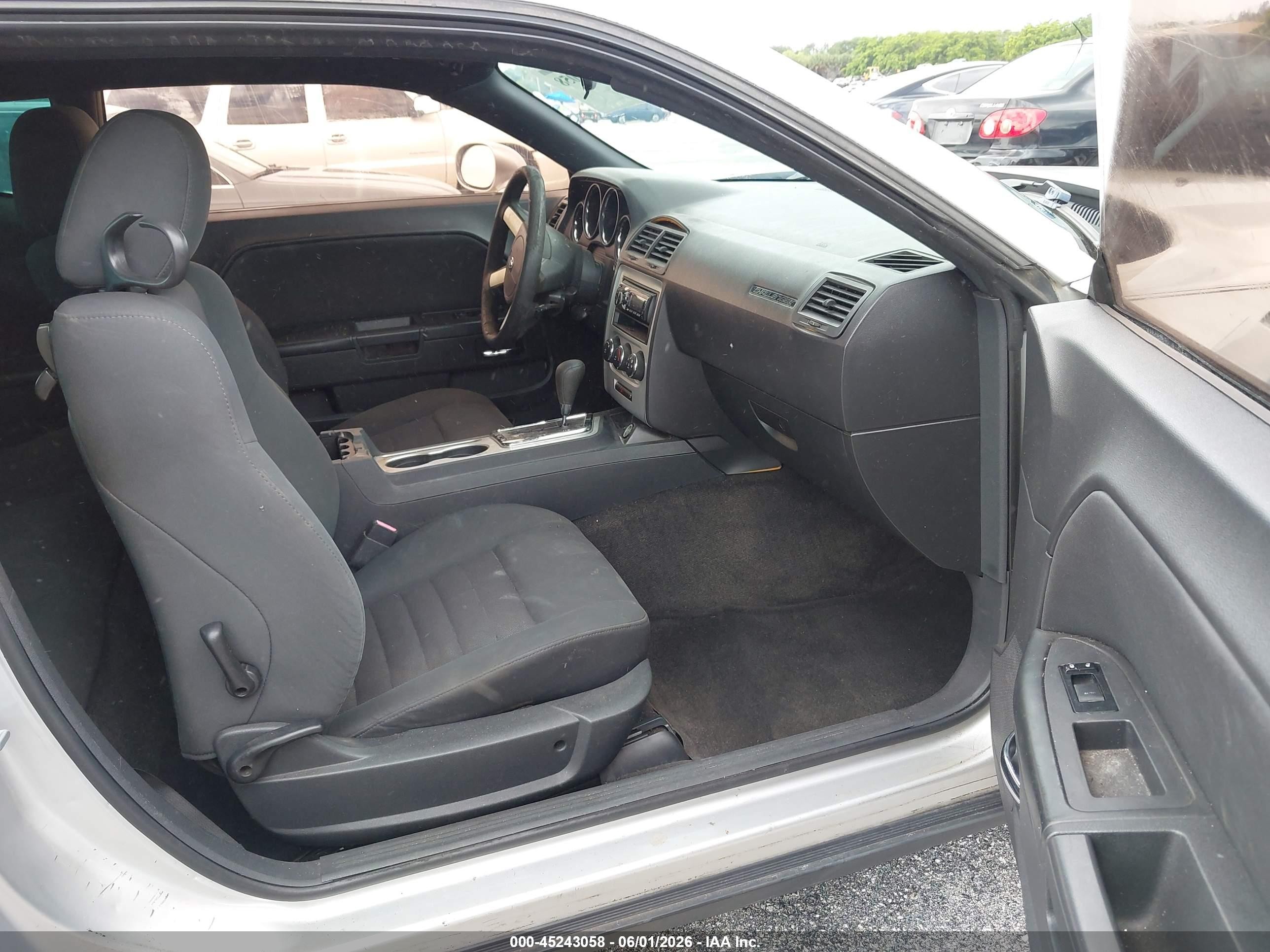 2010 Dodge Challenger Se Silver vin: 2B3CJ4DV4AH291818