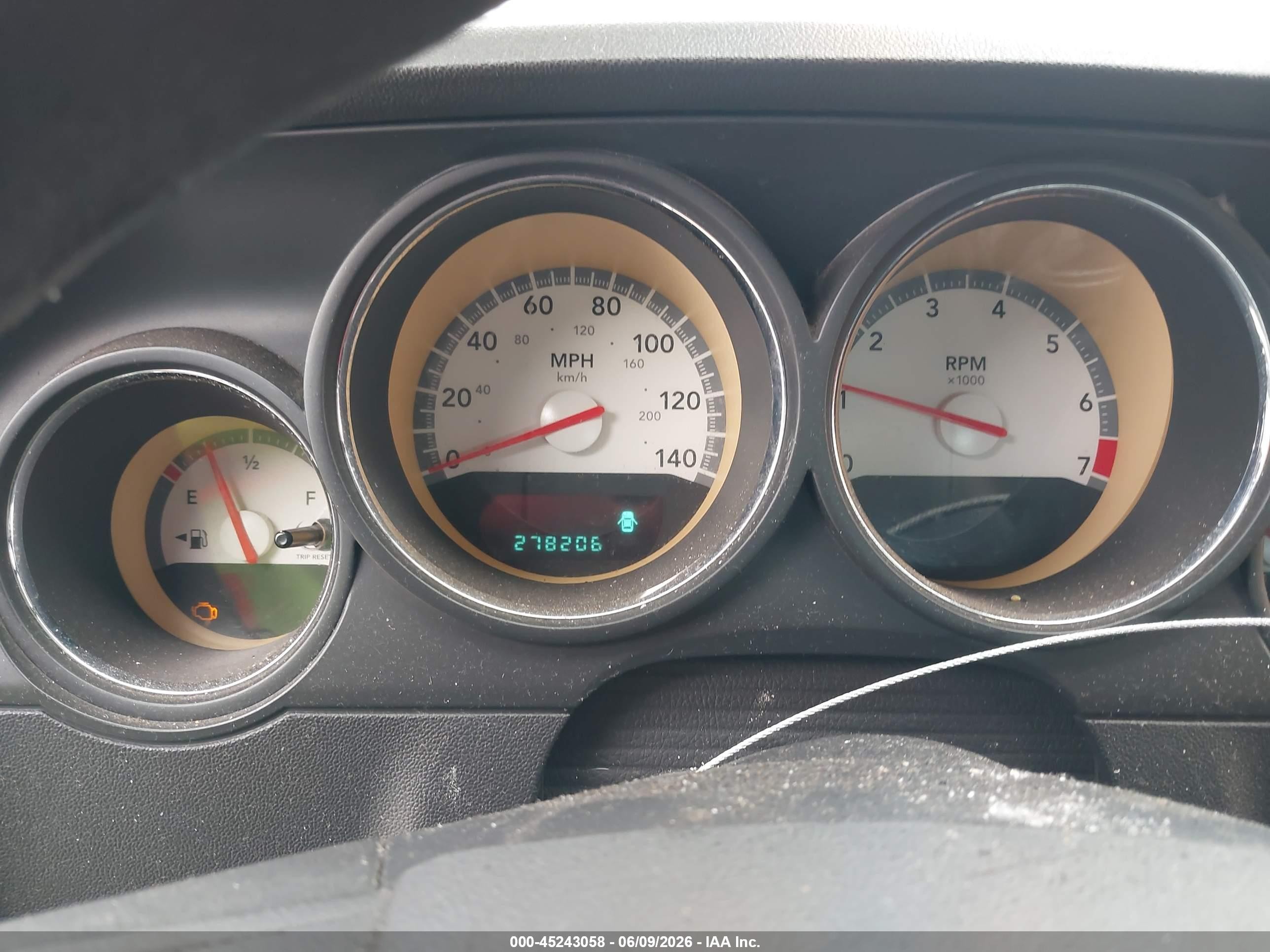 2010 Dodge Challenger Se Silver vin: 2B3CJ4DV4AH291818