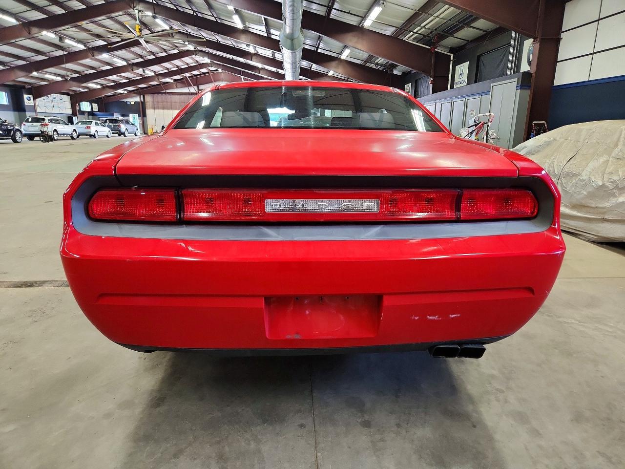 2010 Dodge Challenger Se Red vin: 2B3CJ4DV4AH322923