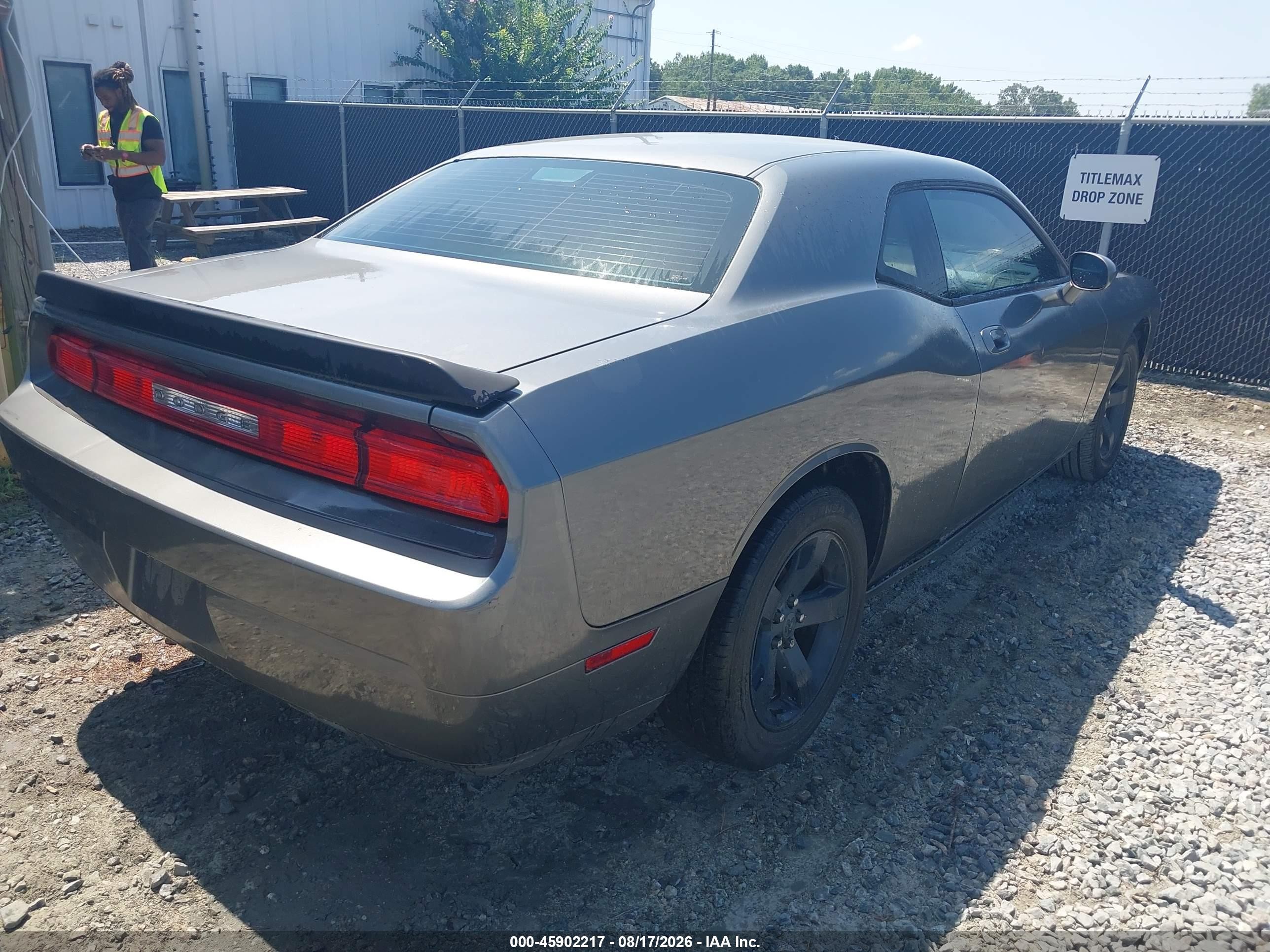 2010 Dodge Challenger Se Gray vin: 2B3CJ4DV6AH318615
