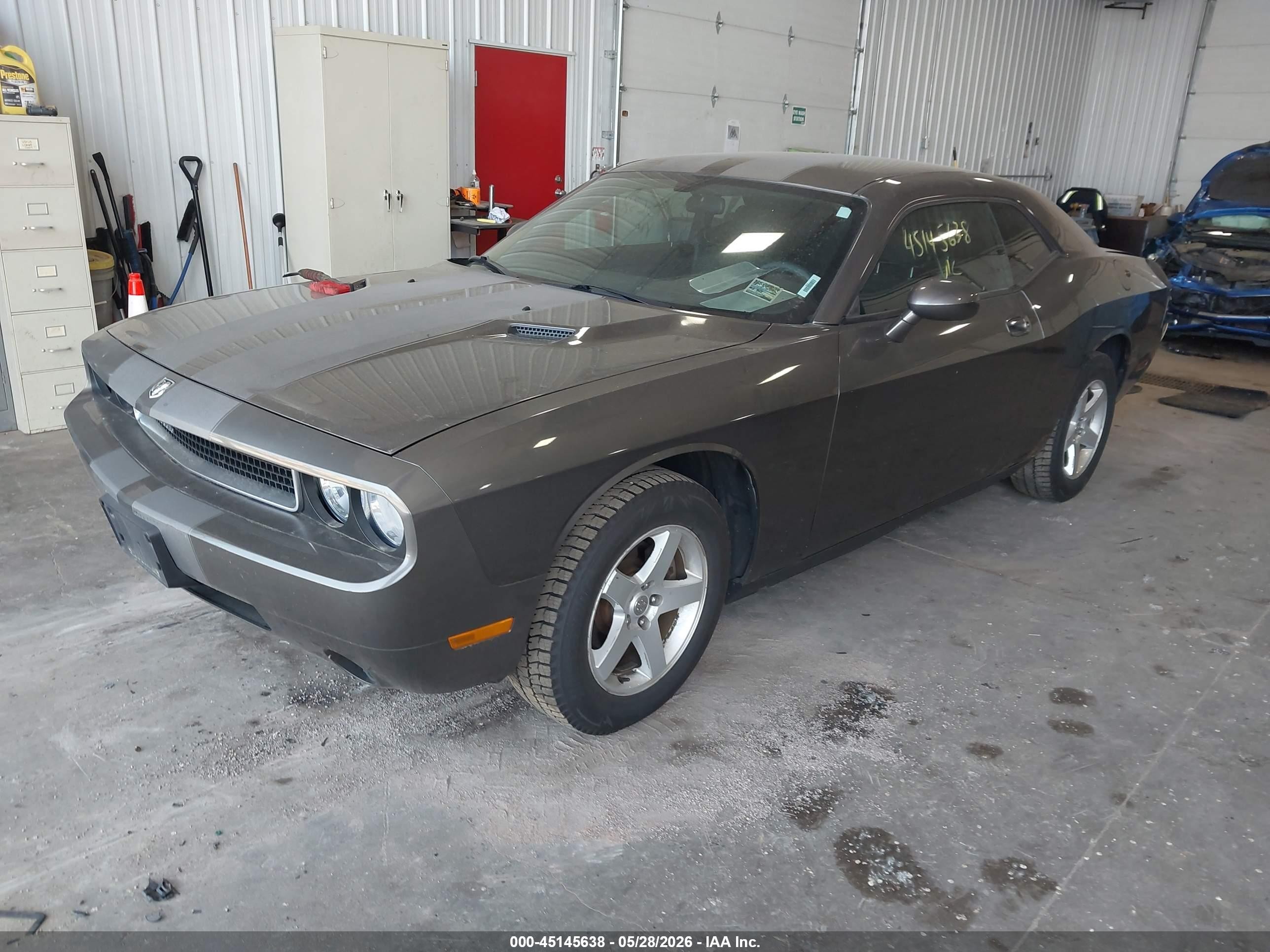2010 Dodge Challenger Se Gray vin: 2B3CJ4DV8AH235428