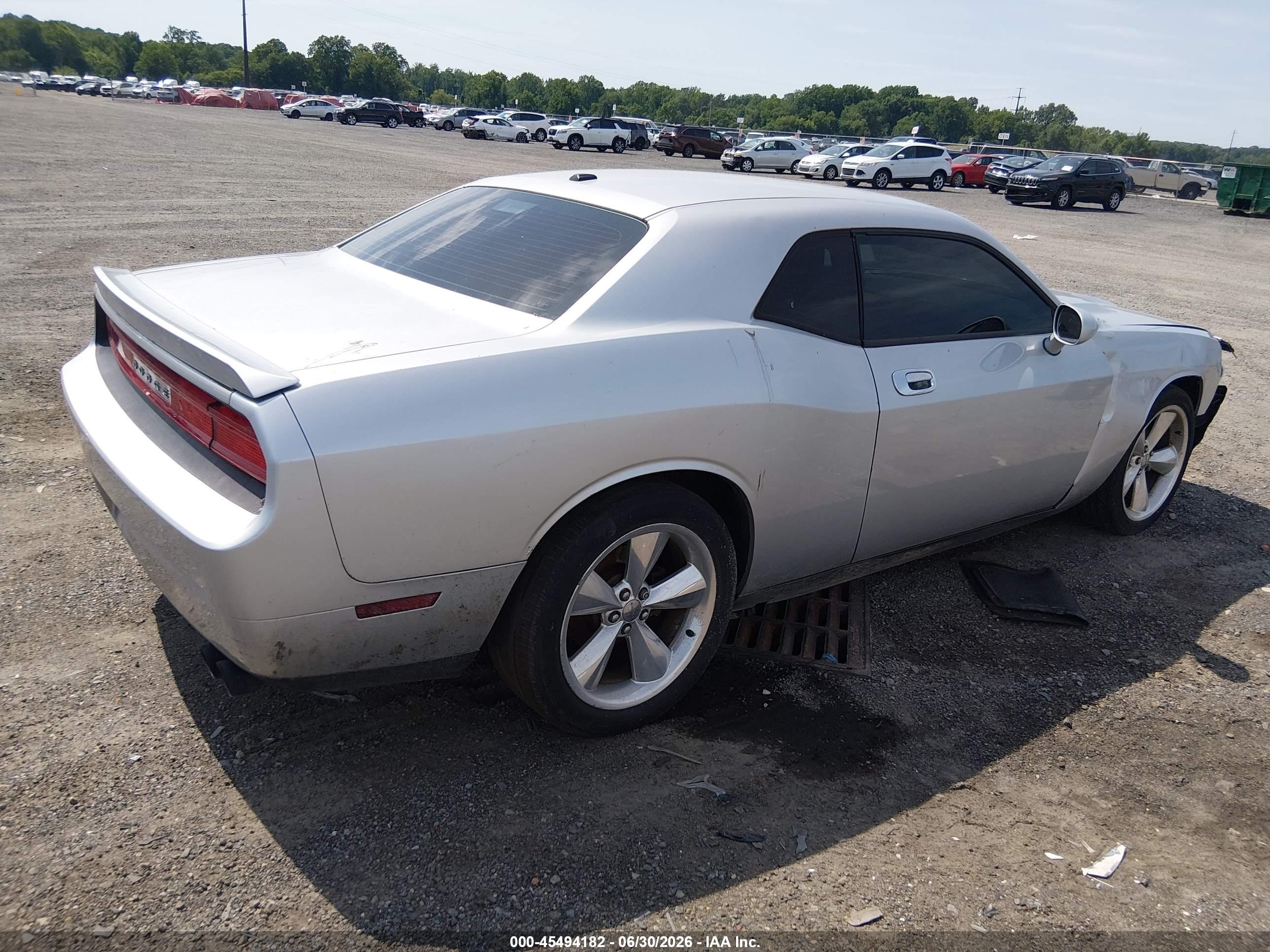 2010 Dodge Challenger Se Silver vin: 2B3CJ4DVXAH174227