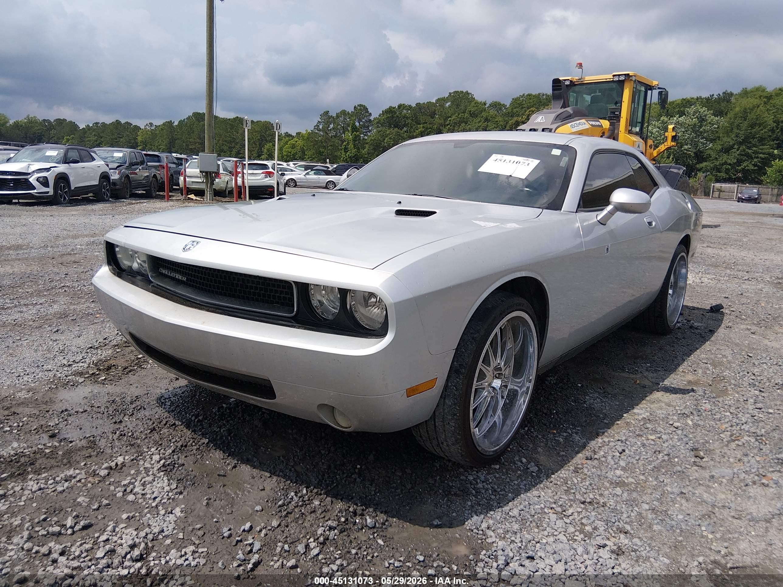 2010 Dodge Challenger Se Серебряный vin: 2B3CJ4DVXAH261612