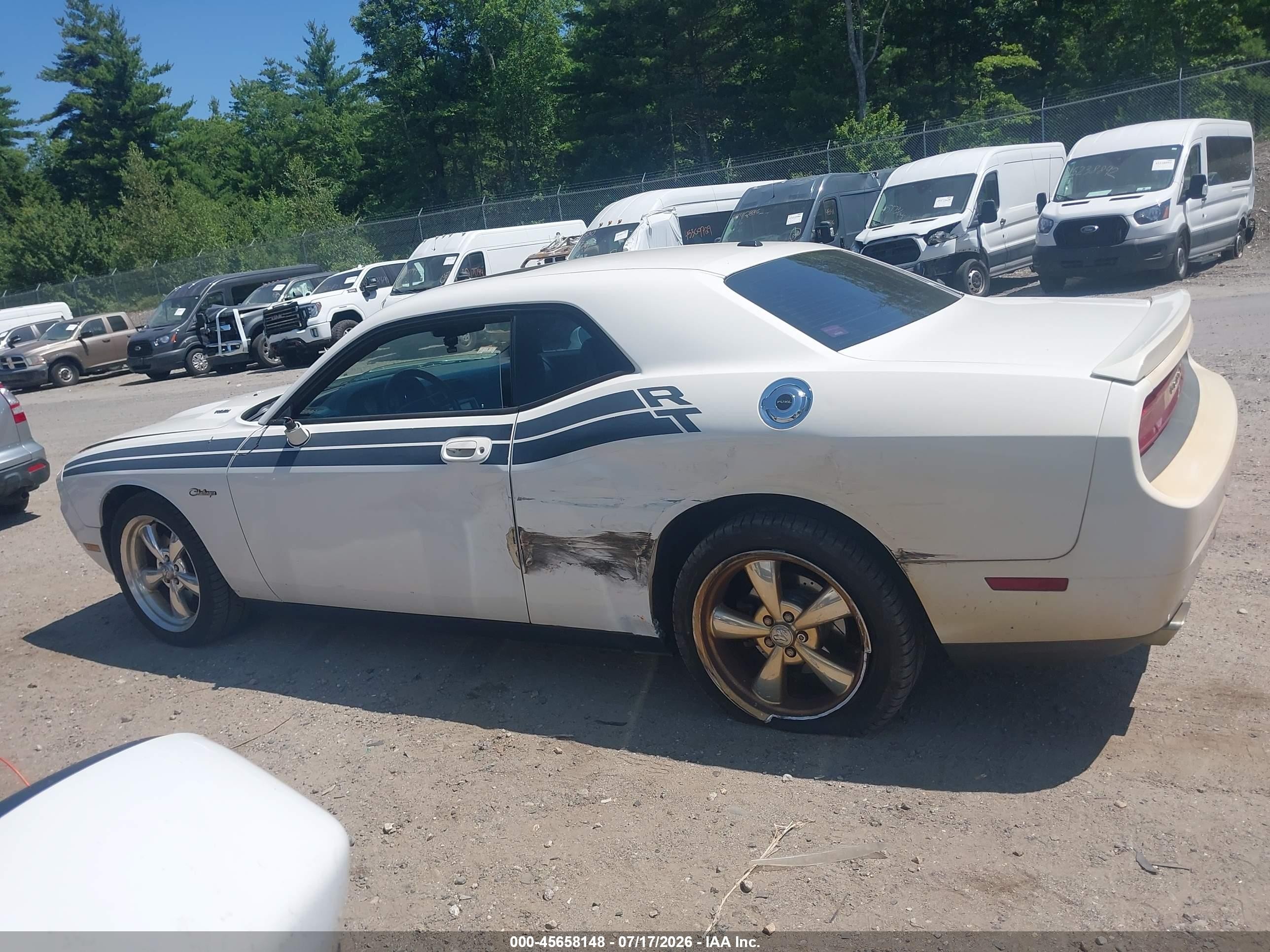 2010 Dodge Challenger R/t White vin: 2B3CJ5DT0AH166920