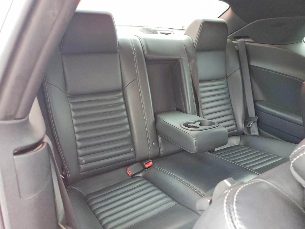 2010 Dodge Challenger R Orange vin: 2B3CJ5DT0AH238439
