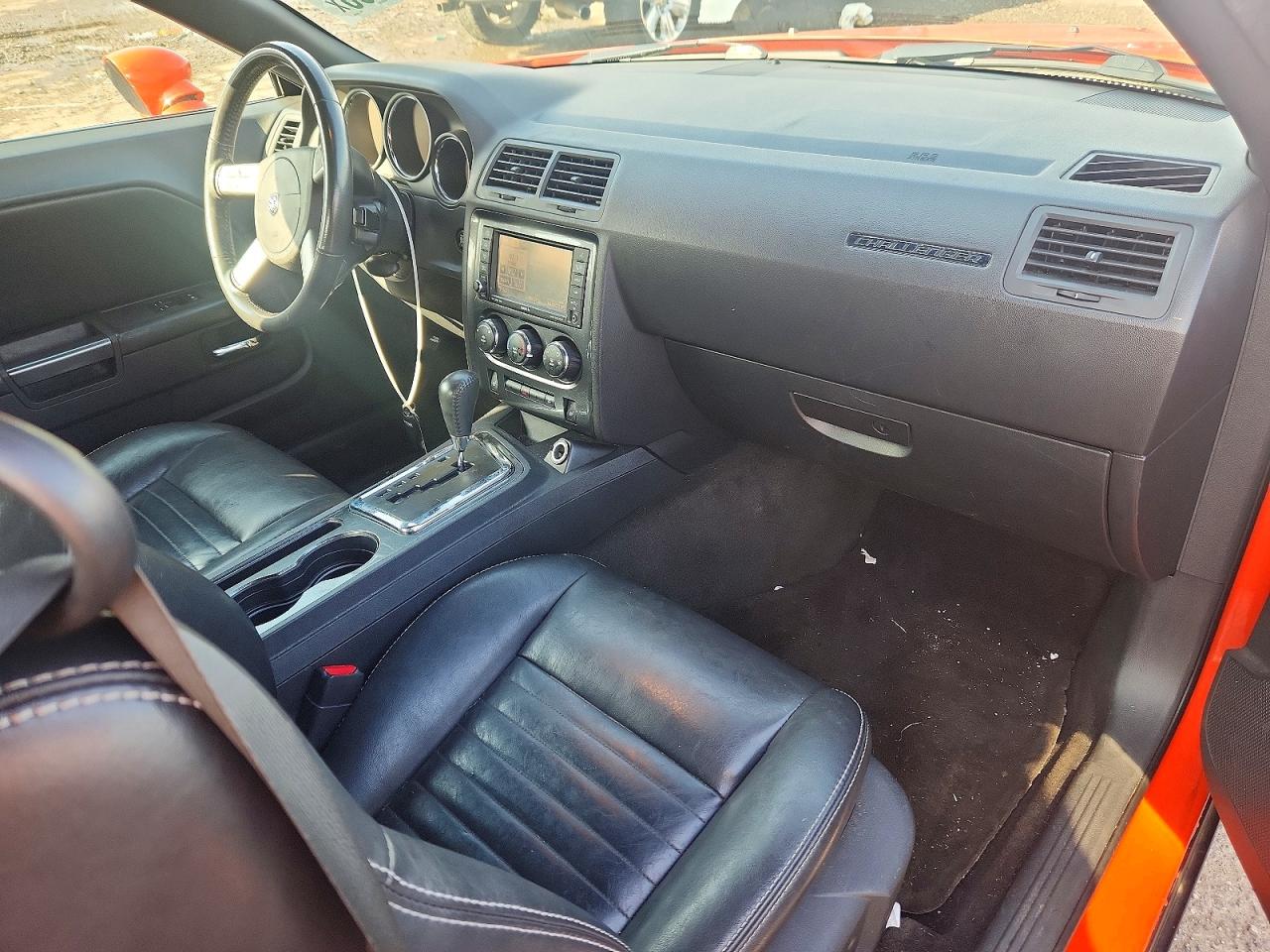 2010 Dodge Challenger R Orange vin: 2B3CJ5DT1AH200590