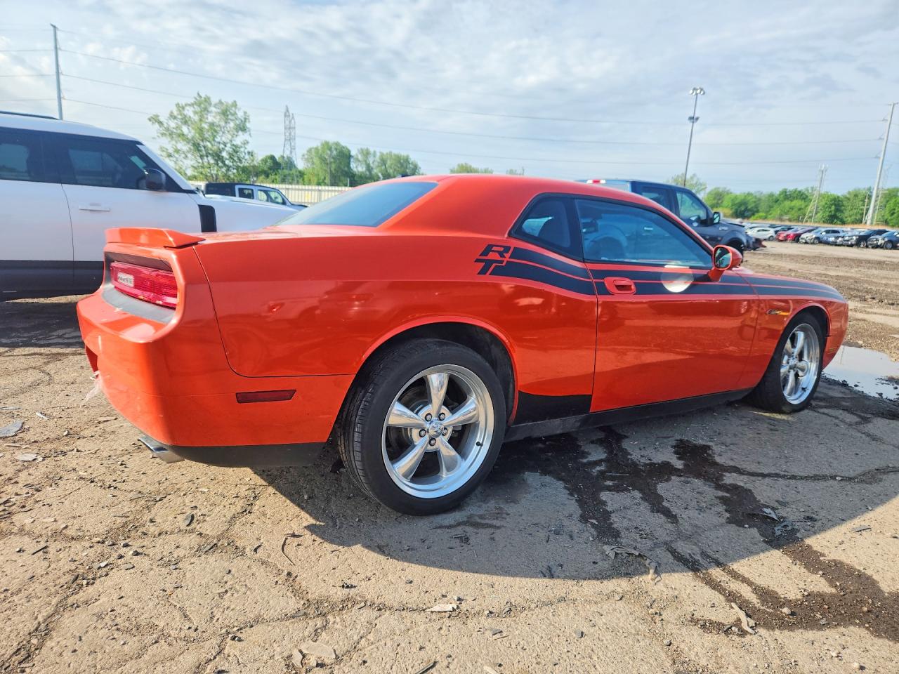 2010 Dodge Challenger R Orange vin: 2B3CJ5DT1AH200590