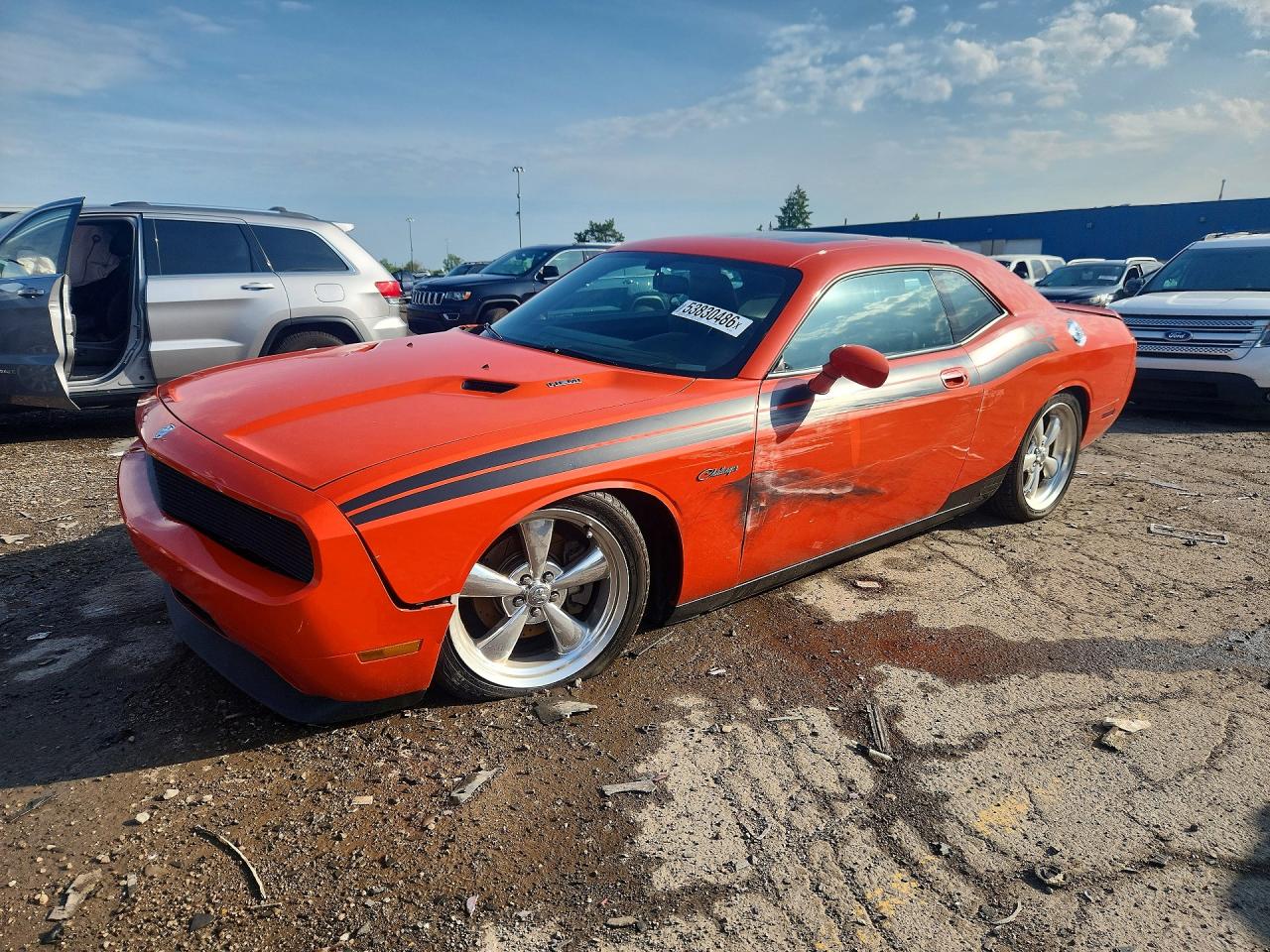 2010 Dodge Challenger R Orange vin: 2B3CJ5DT1AH200590