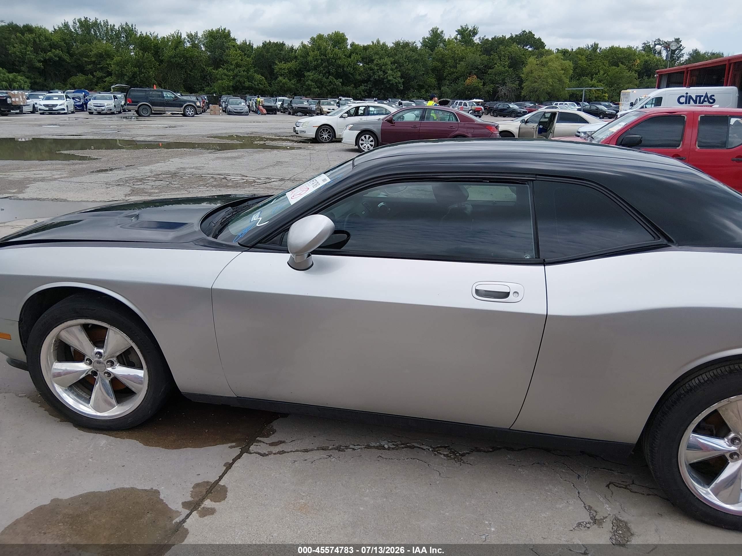 2010 Dodge Challenger R/t Black vin: 2B3CJ5DT2AH282779