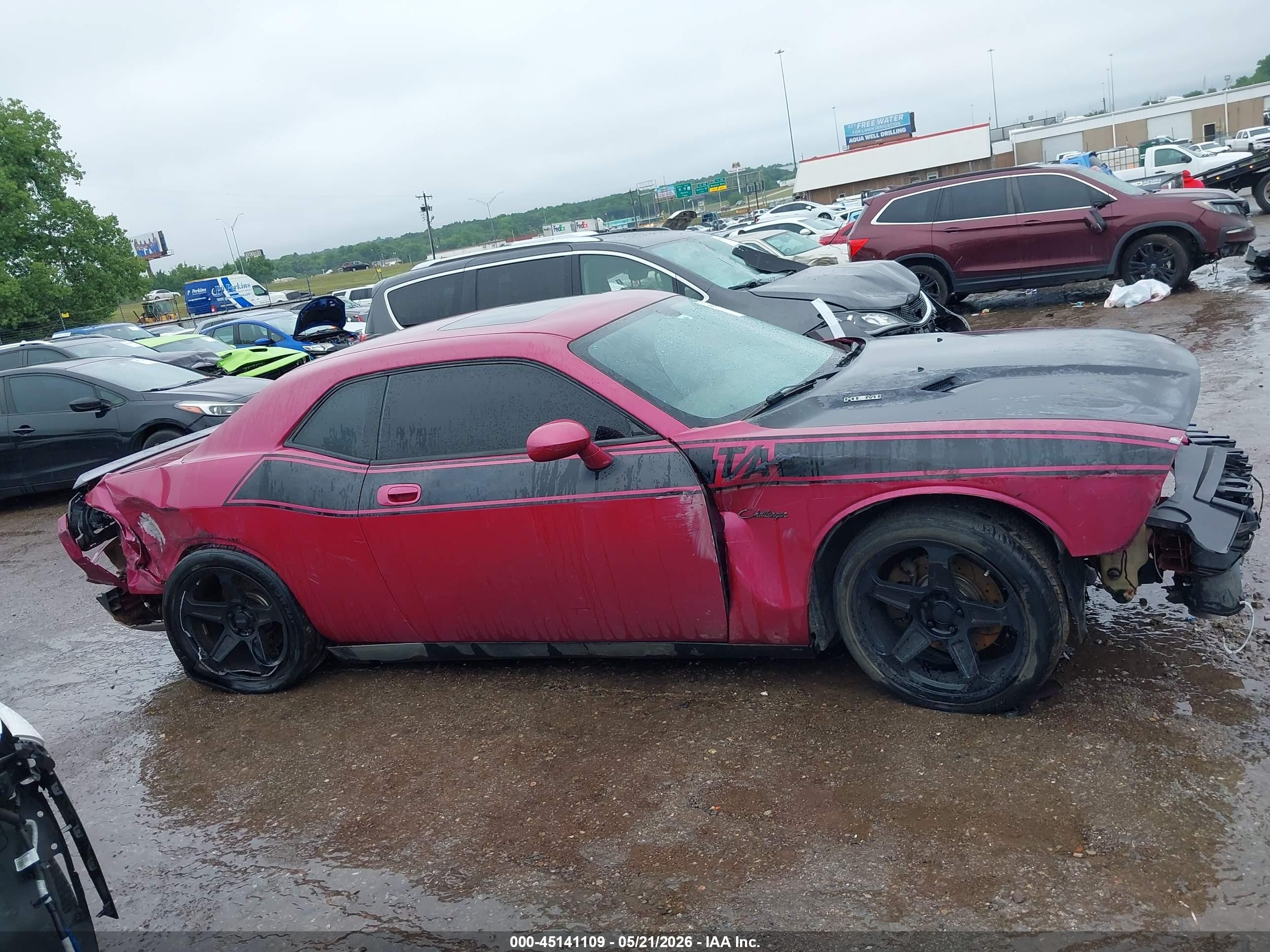 2010 Dodge Challenger R/t Pink vin: 2B3CJ5DT2AH295645