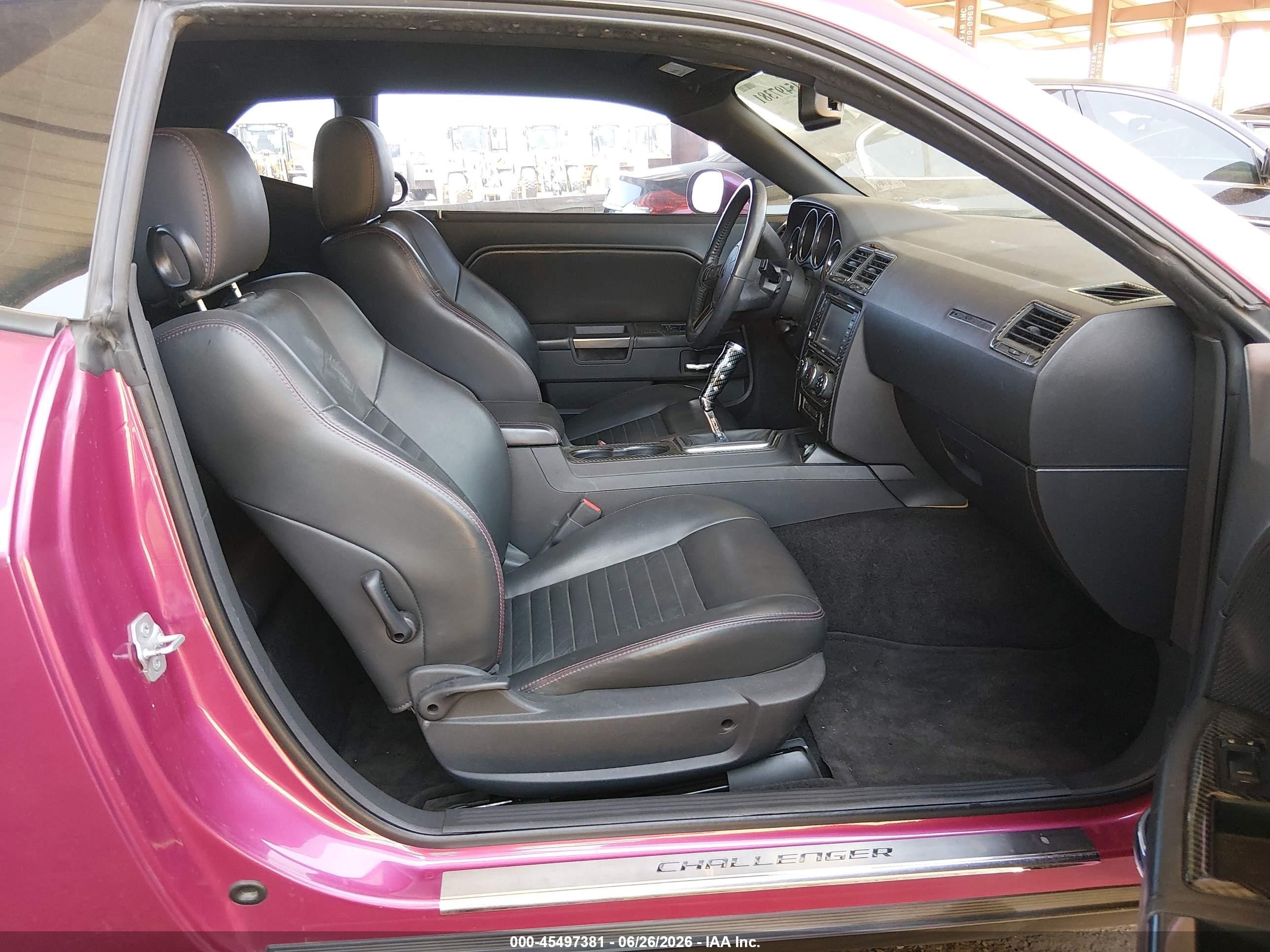 2010 Dodge Challenger R/t Pink vin: 2B3CJ5DT2AH295659