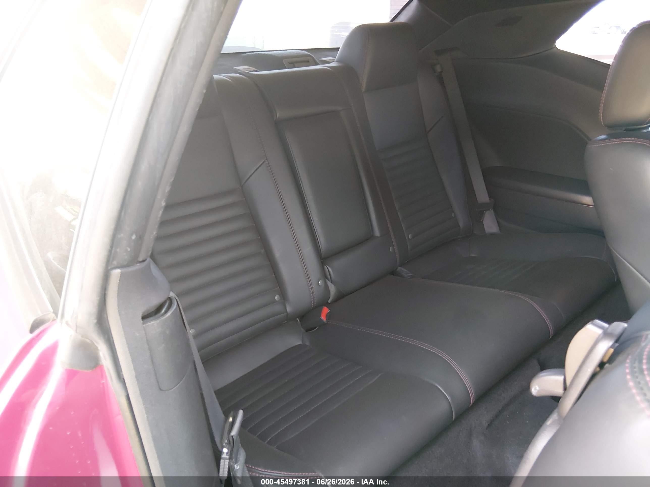 2010 Dodge Challenger R/t Pink vin: 2B3CJ5DT2AH295659