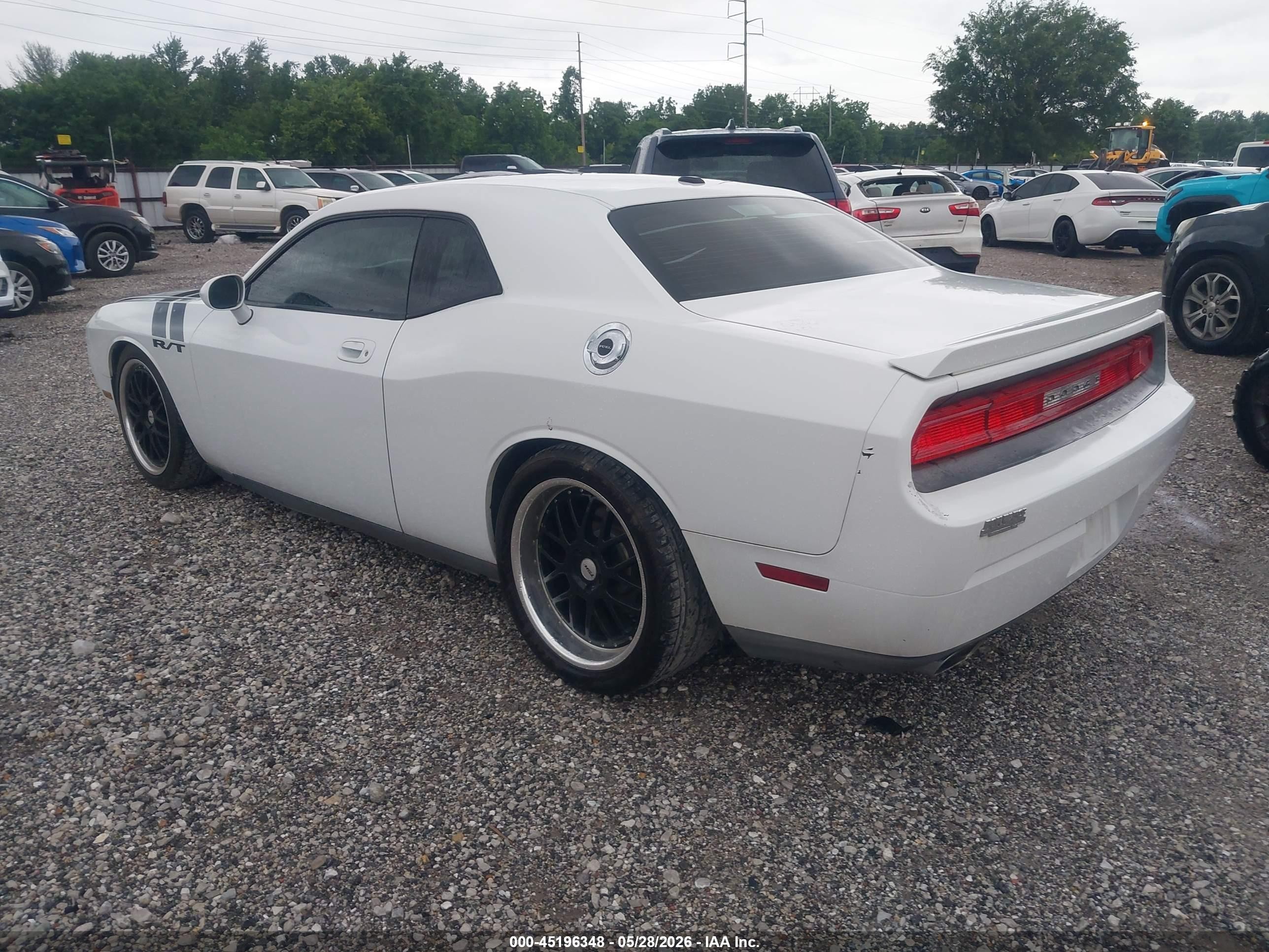 2010 Dodge Challenger R/t White vin: 2B3CJ5DT2AH322181