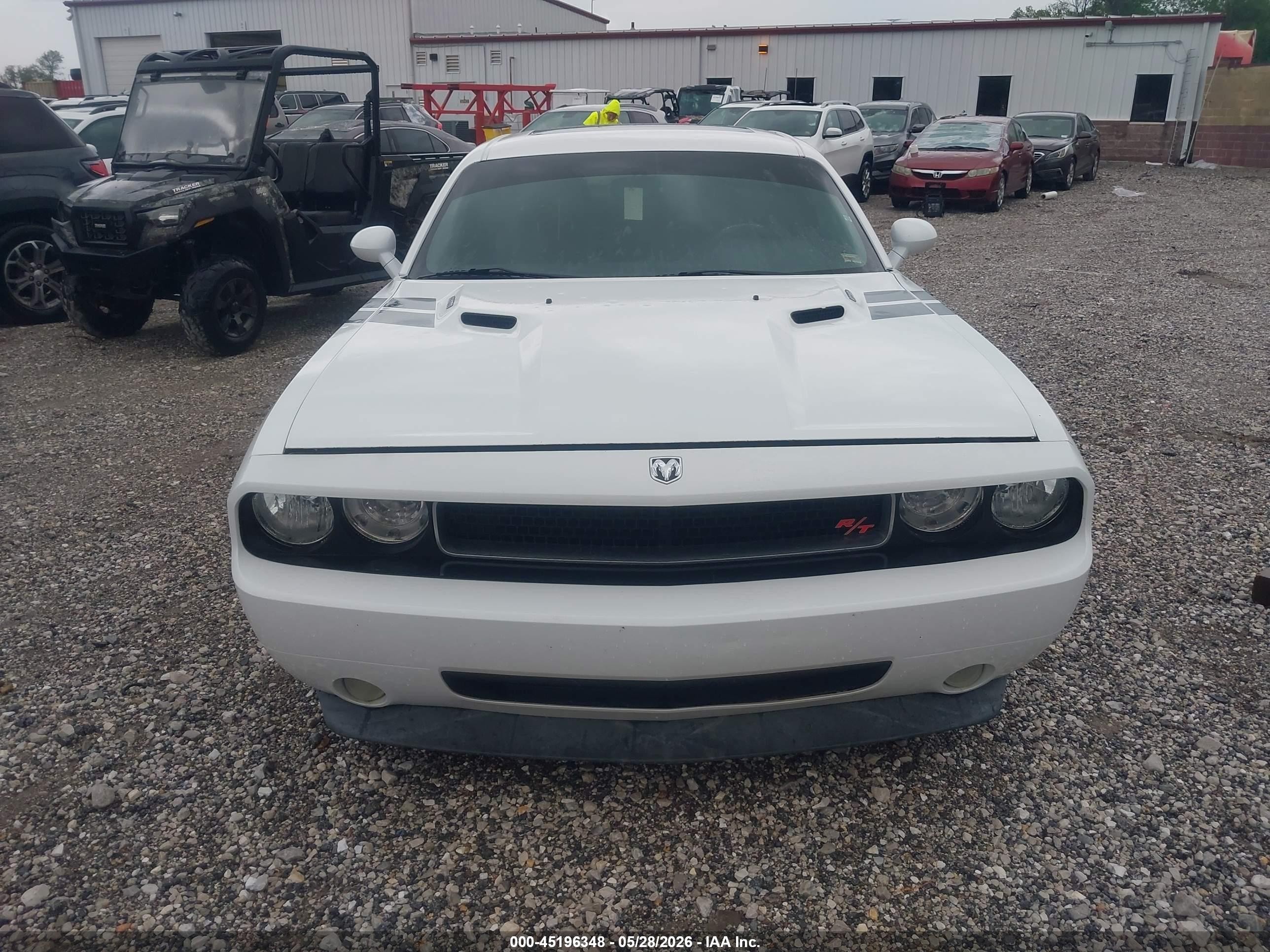 2010 Dodge Challenger R/t White vin: 2B3CJ5DT2AH322181