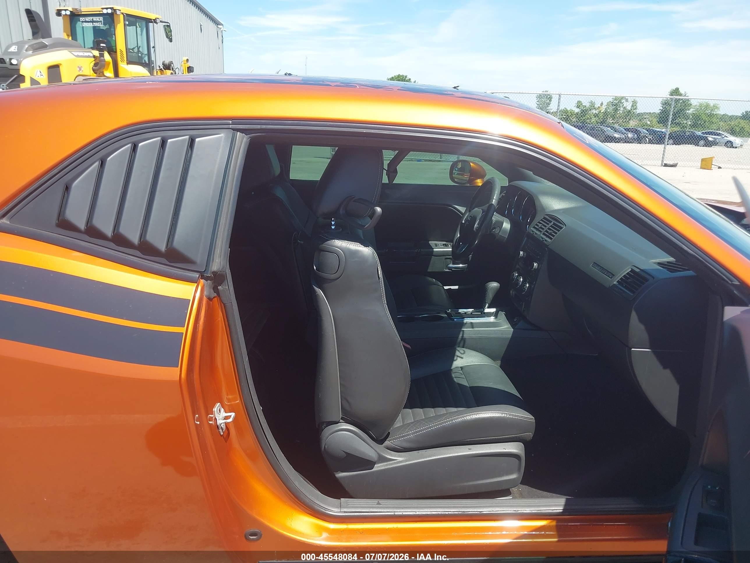 2011 Dodge Challenger R/t Orange vin: 2B3CJ5DT2BH501676