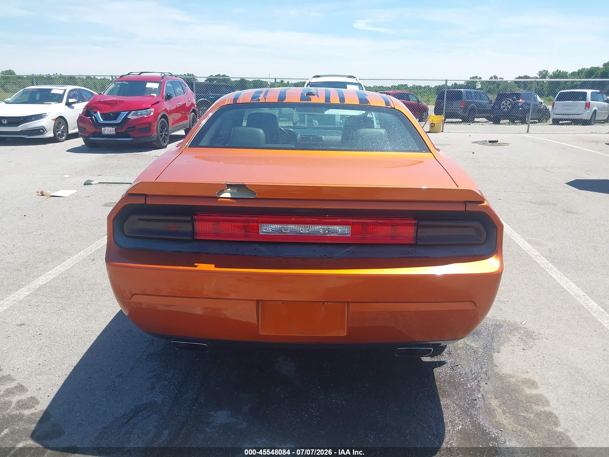 2011 Dodge Challenger R/t Orange vin: 2B3CJ5DT2BH501676