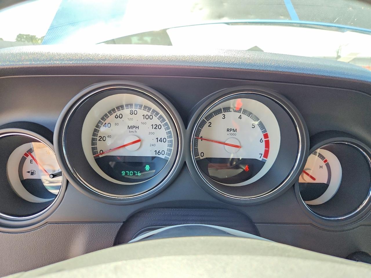 2010 Dodge Challenger R Blue vin: 2B3CJ5DT3AH131479