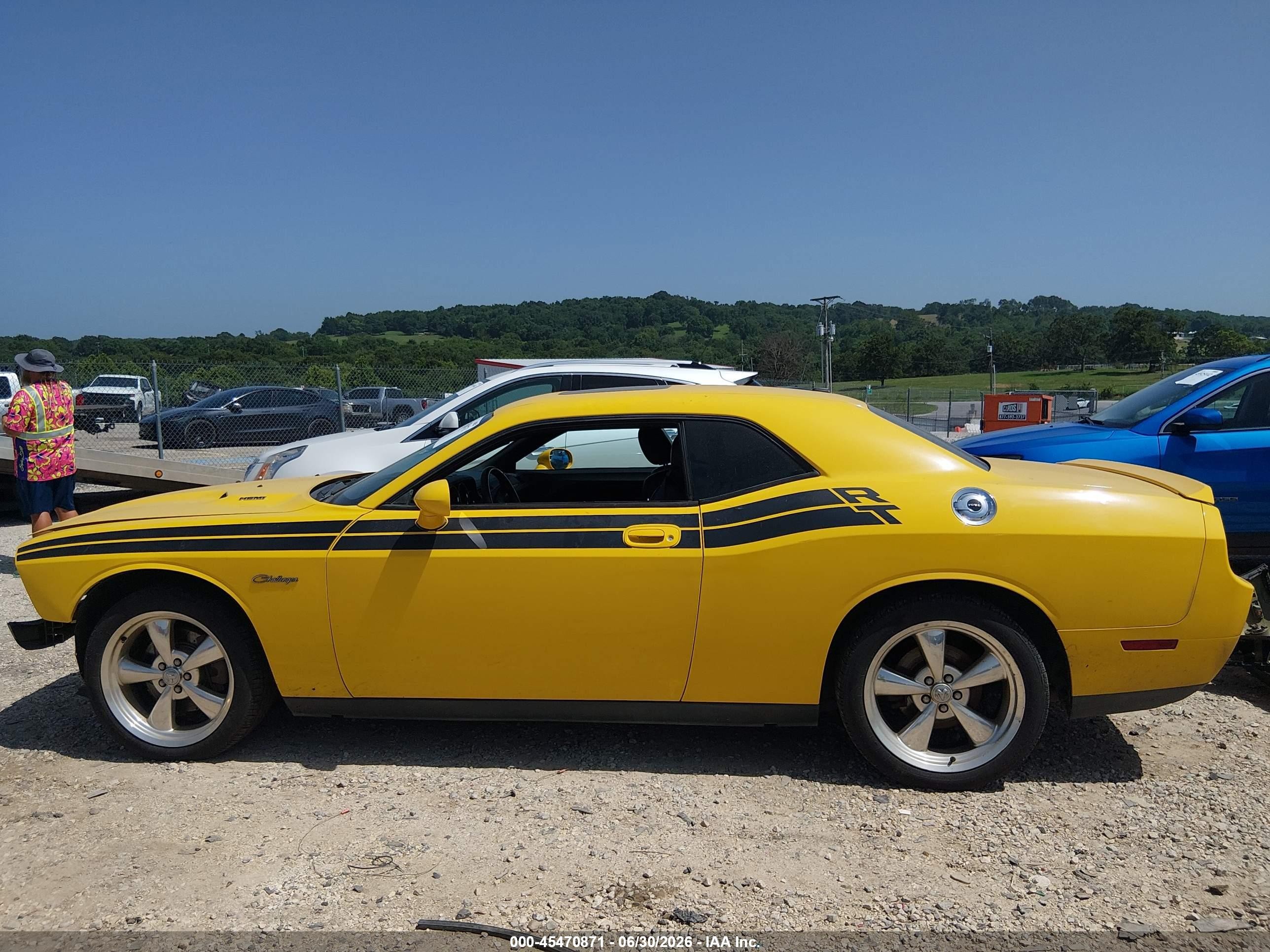 2010 Dodge Challenger R/t Yellow vin: 2B3CJ5DT3AH157239