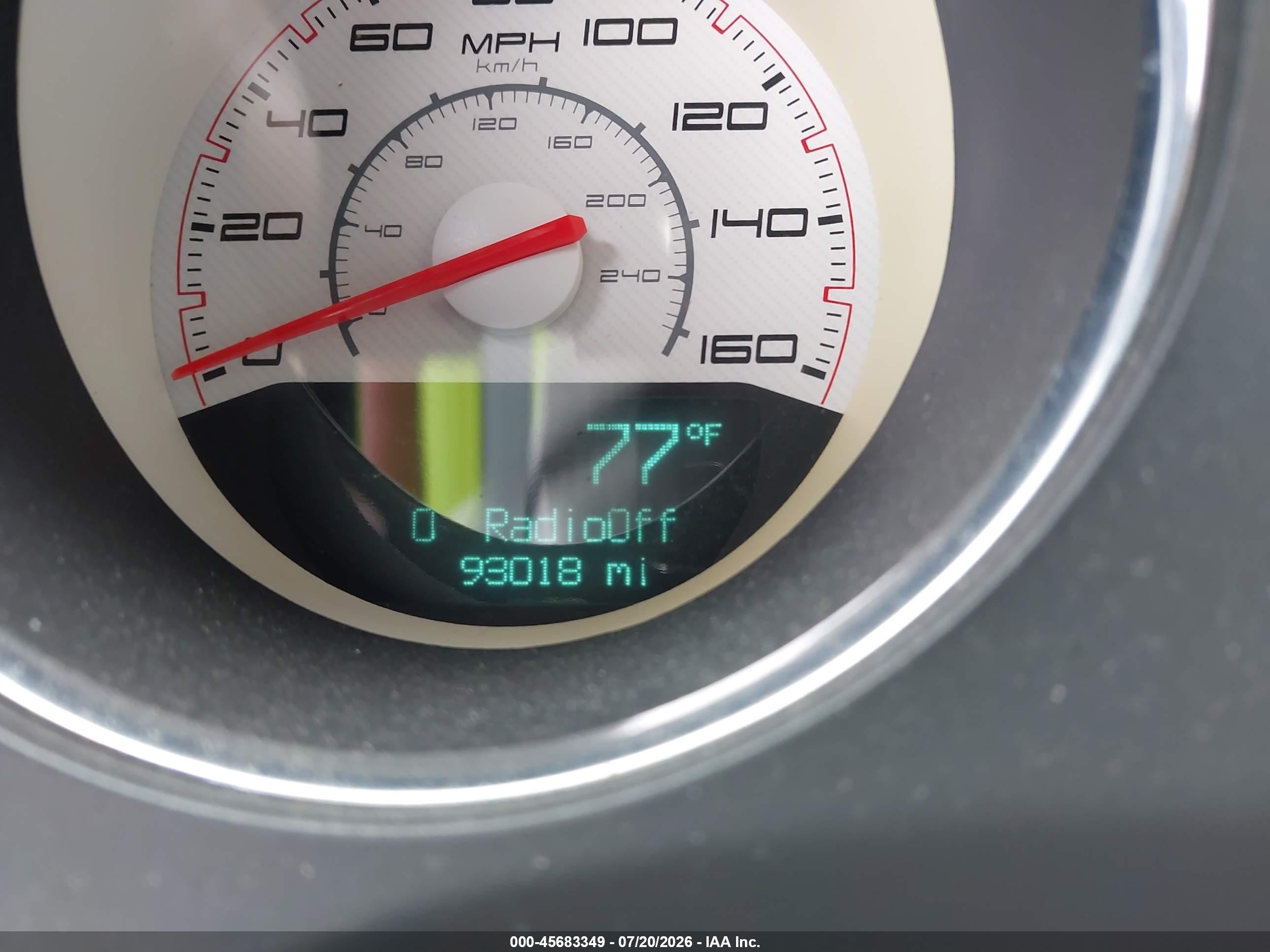 2011 Dodge Challenger R/t White vin: 2B3CJ5DT3BH552989