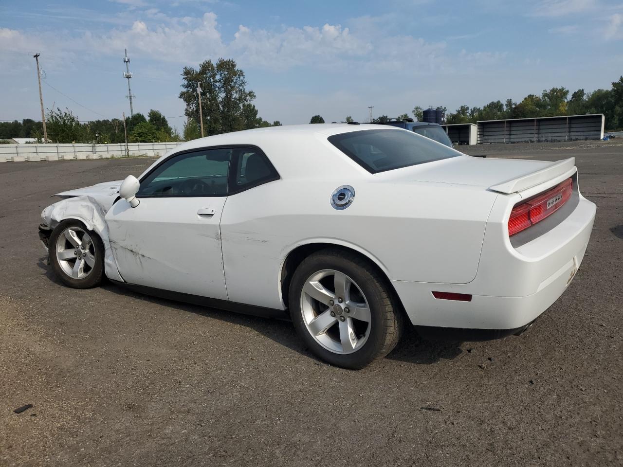 2011 Dodge Challenger White vin: 2B3CJ5DT3BH603181