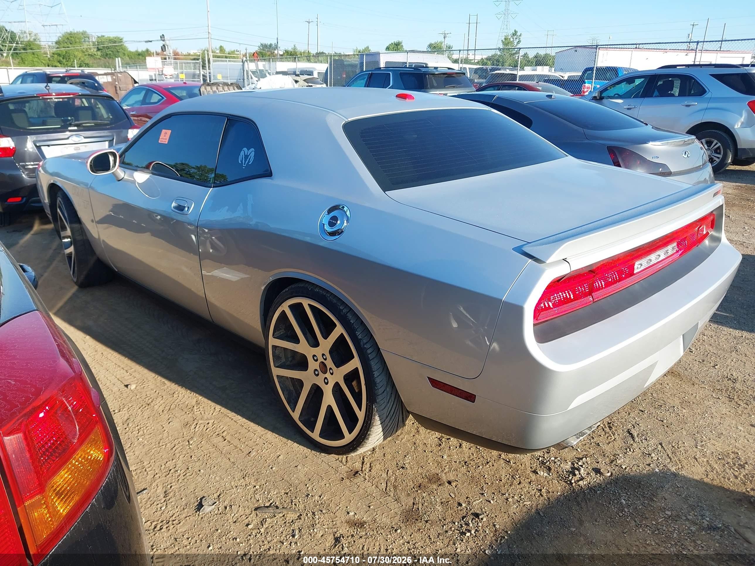 2010 Dodge Challenger R/t Silver vin: 2B3CJ5DT4AH135041