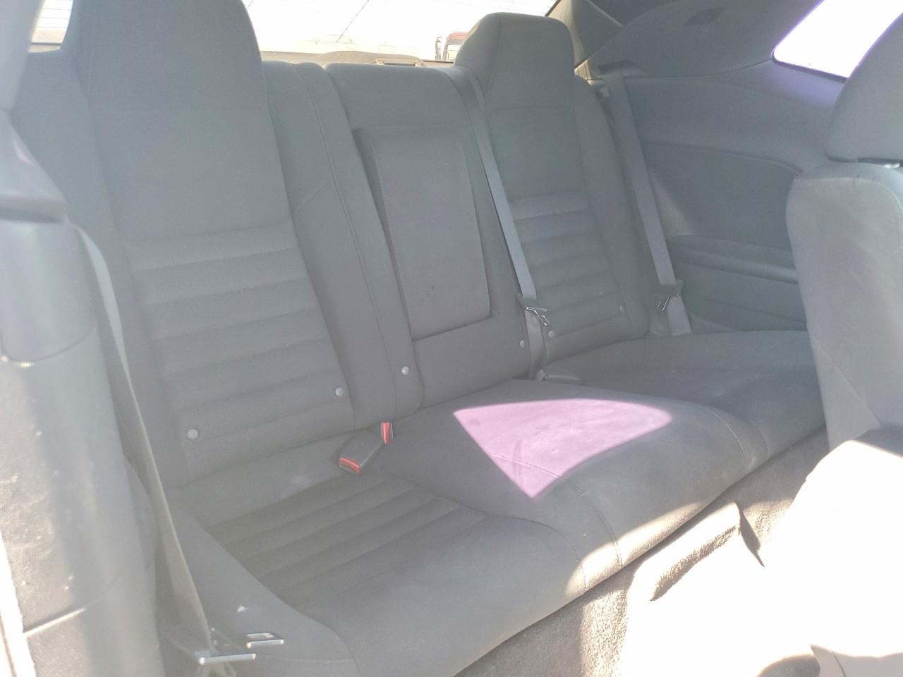 2010 Dodge Challenger R/t Silver vin: 2B3CJ5DT4AH313448